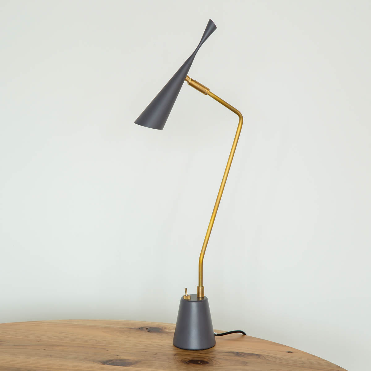 Gray × Gold　Smart Desk Lamp