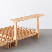 KOTAのSUNOKO BEDをカスタマイズするAdd-onシリーズのナチュラルカラーの木製ロングテーブル１