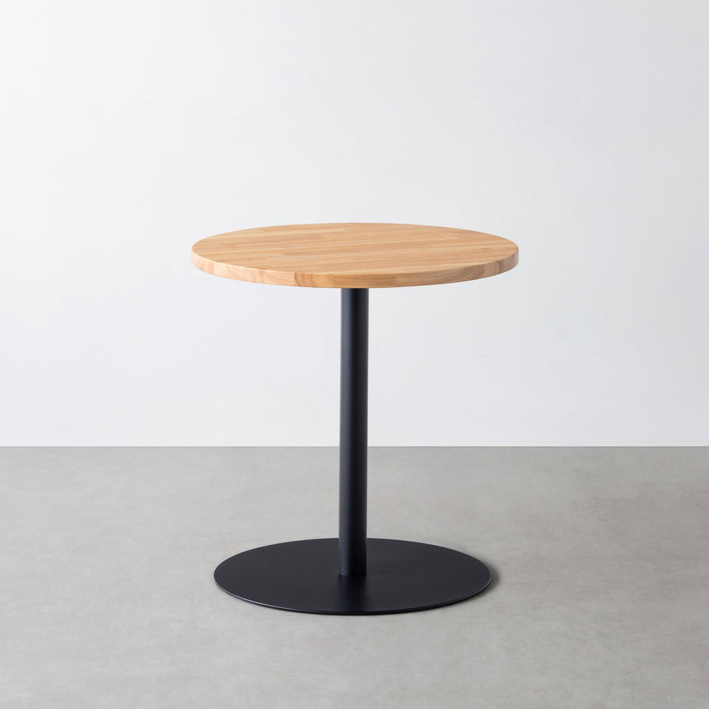 Kanademonoのラバーウッドの1本脚のカフェテーブル