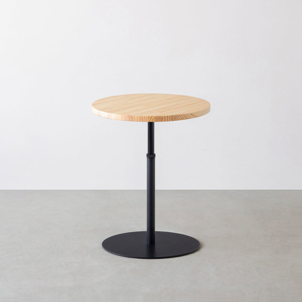 Kanademonoのパインのコンパクトな1本脚のテーブル