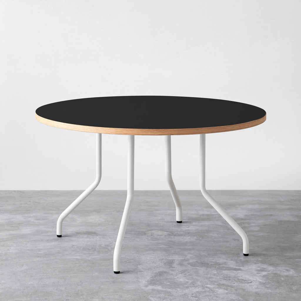 THE CAFE TABLE / リノリウム 全32色　White Steel 4本脚 × ラウンド φ101 - 120