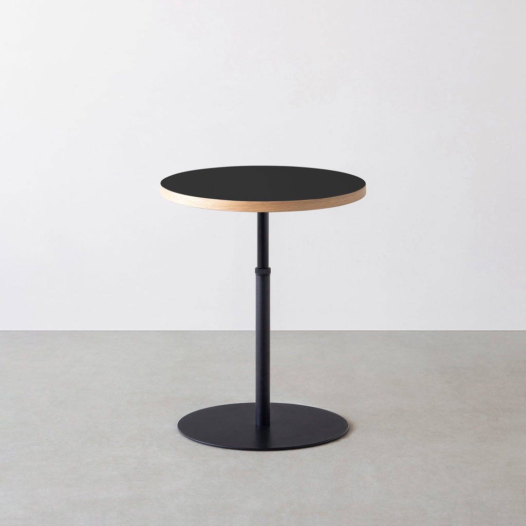 スマート造作カフェテーブル / リノリウム 全32色　黒スチール脚 1本脚 × ラウンド φ50 - 60