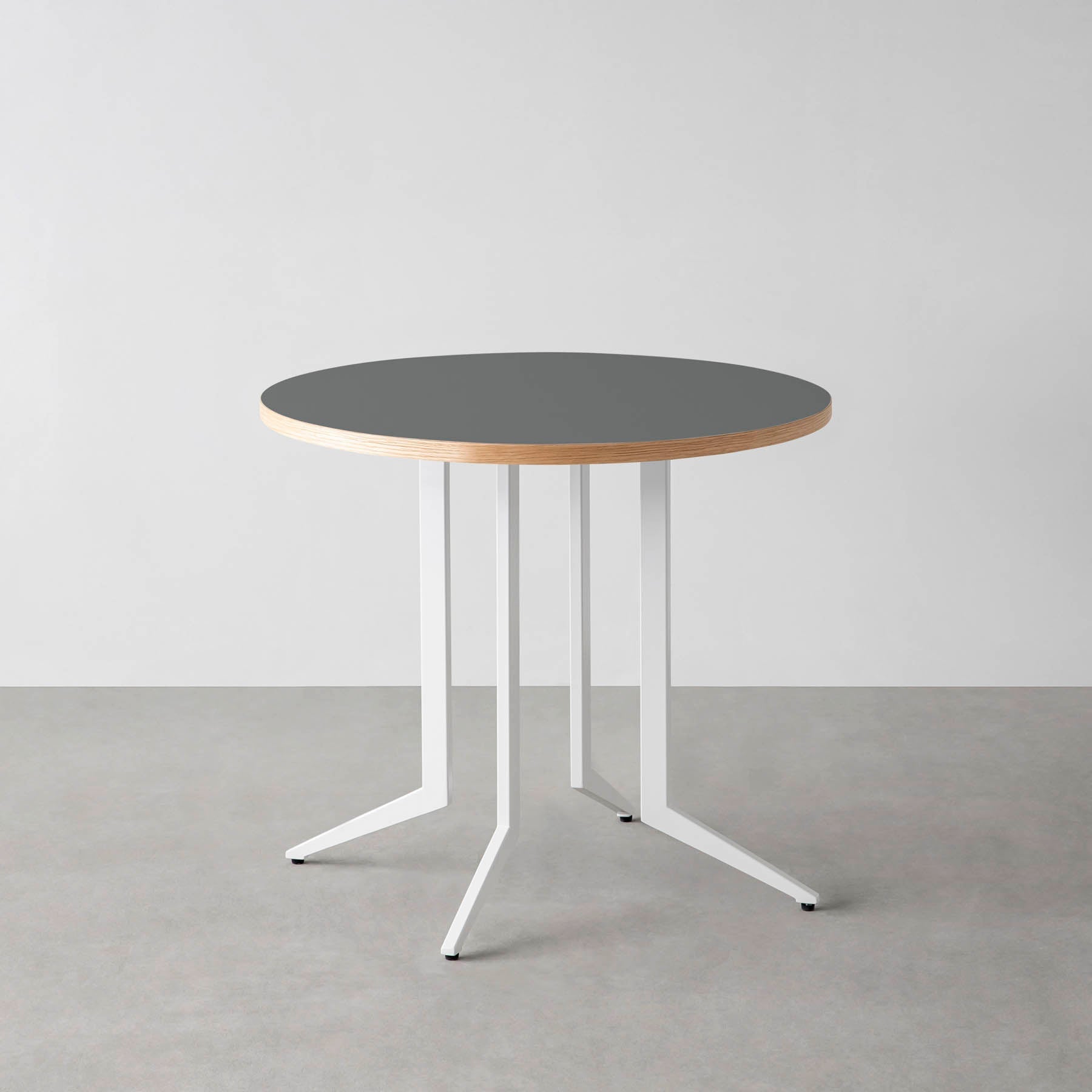 スマート造作カフェテーブル / リノリウム 全32色　白スチール脚 4本脚 × ラウンド φ61 - 80