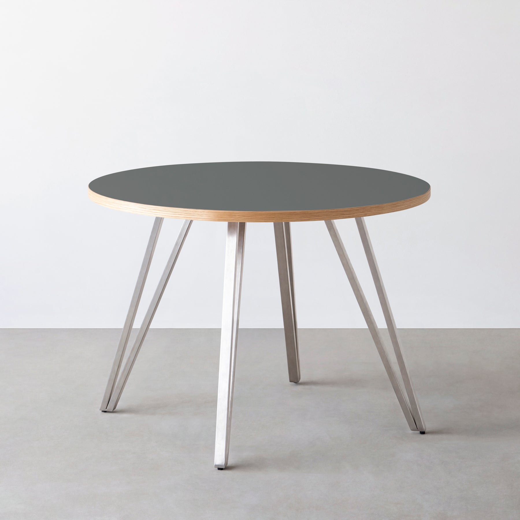 スマート造作カフェテーブル / リノリウム 全32色　ステンレススチール脚 4本脚 × ラウンド φ81 - 100