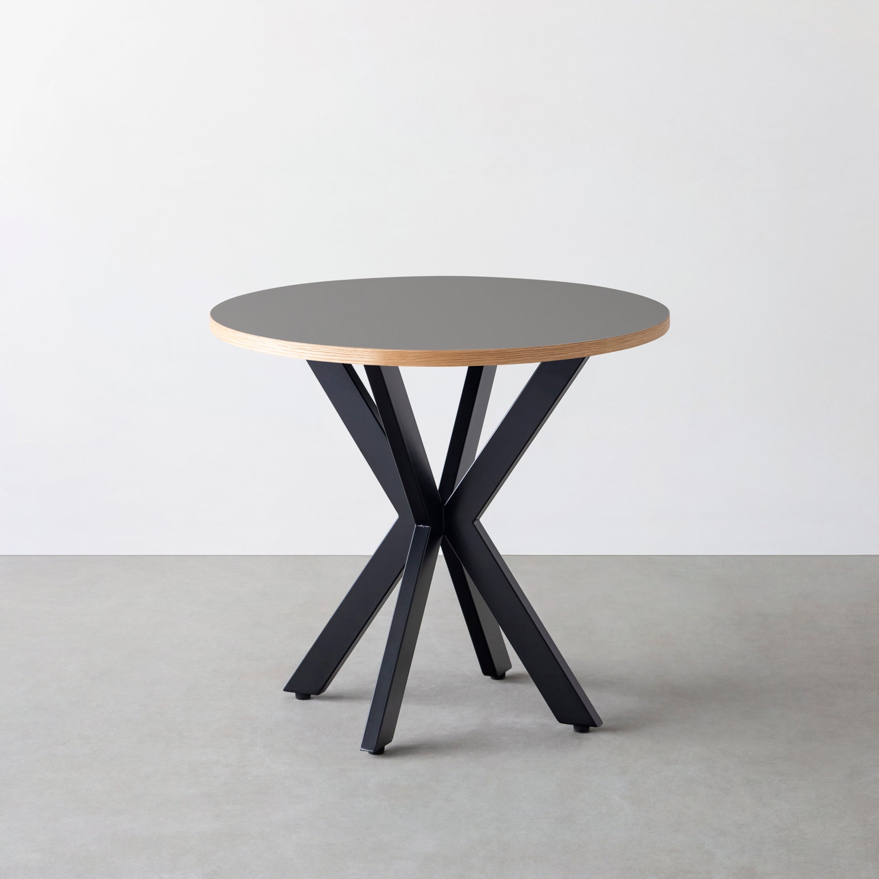 スマート造作カフェテーブル / リノリウム 全32色　黒スチール脚 カフェX × ラウンド φ71 - 80