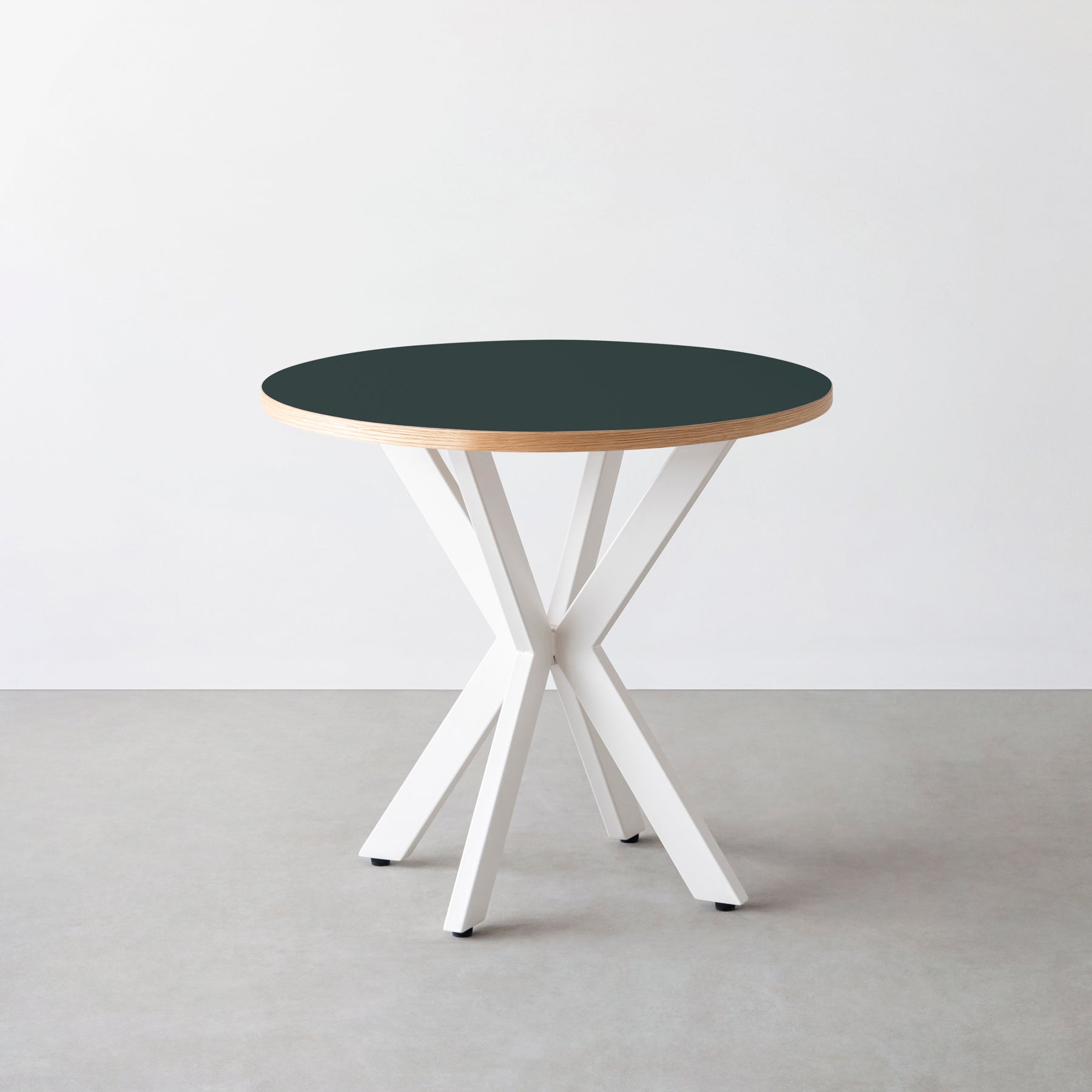 スマート造作カフェテーブル / リノリウム 全32色　白スチール脚 カフェX × ラウンド φ71 - 80