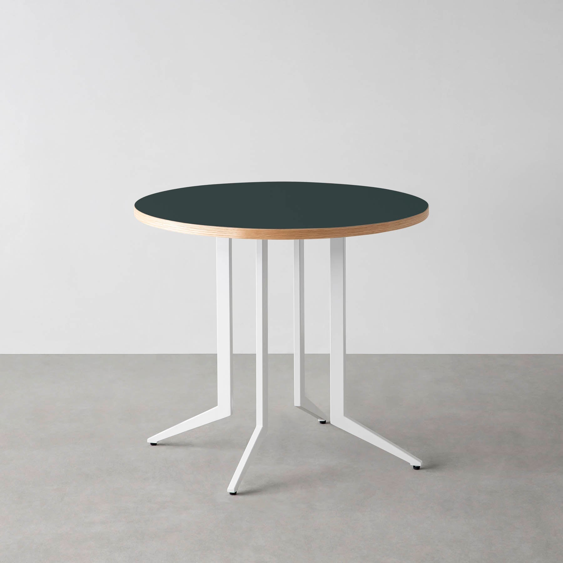 スマート造作カフェテーブル / リノリウム 全32色　白スチール脚 4本脚 × ラウンド φ61 - 80