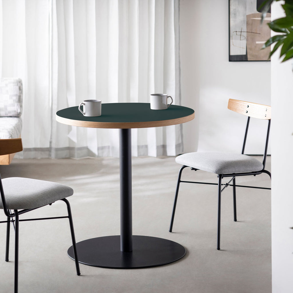 スマート造作カフェテーブル / リノリウム 全32色　黒スチール脚 1本脚 × ラウンド φ61 - 70