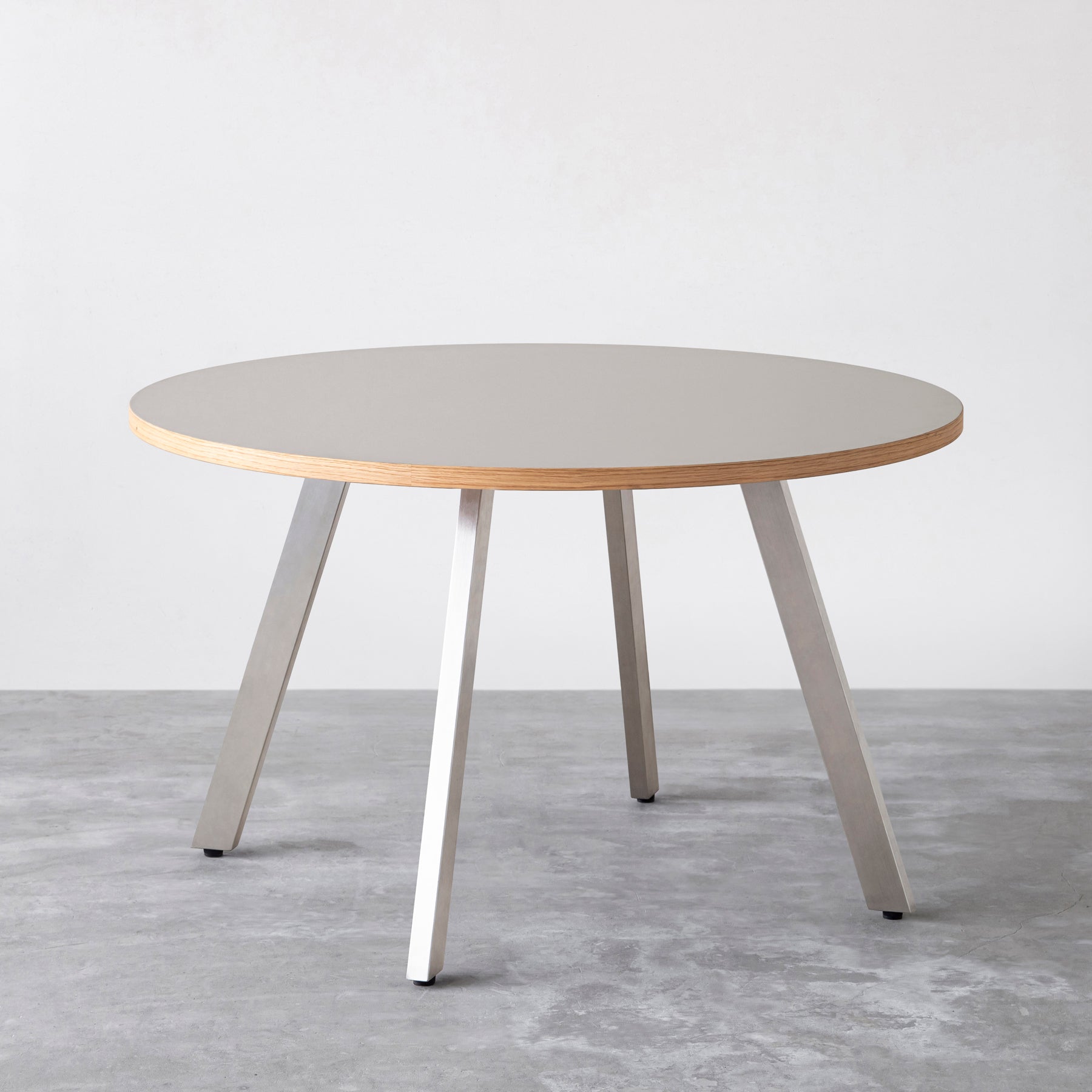 THE CAFE TABLE / リノリウム 全32色　Stainless 4本脚 × ラウンド φ101 - 120
