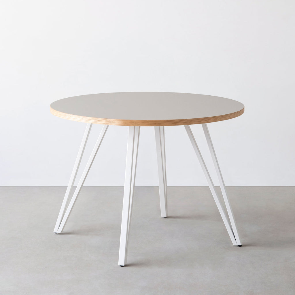 スマート造作カフェテーブル / リノリウム 全32色　白スチール脚 4本脚 × ラウンド φ81 - 100