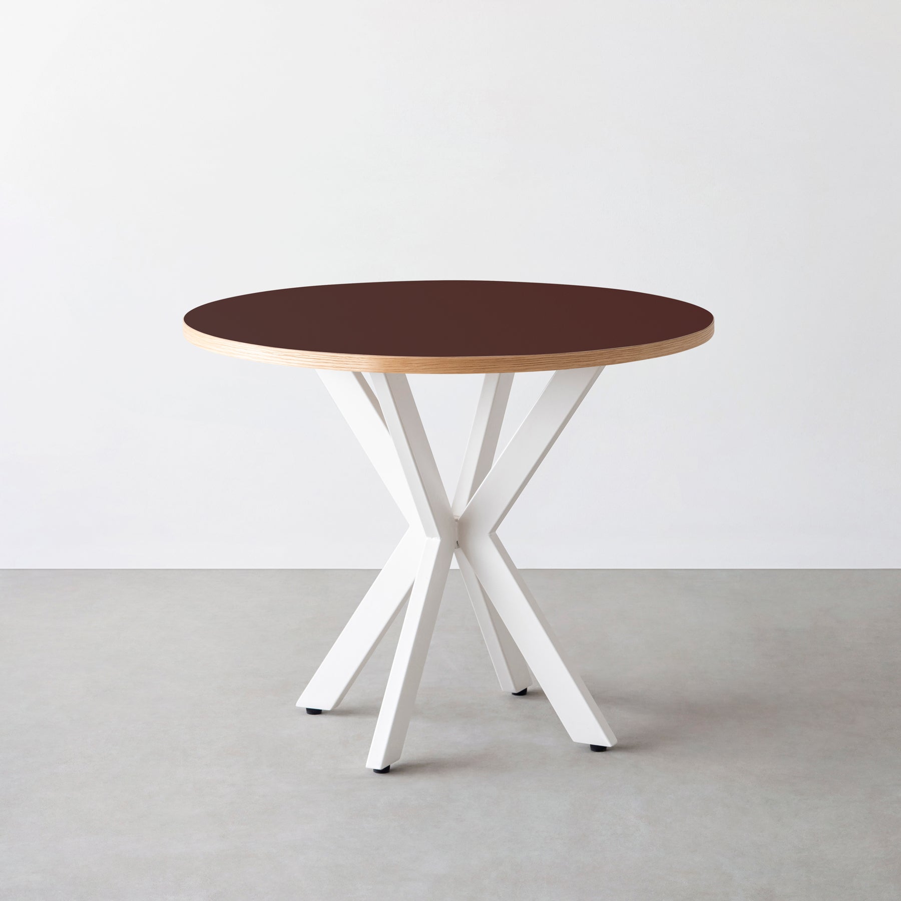 スマート造作カフェテーブル / リノリウム 全32色　白スチール脚 カフェX × ラウンド φ81 - 90