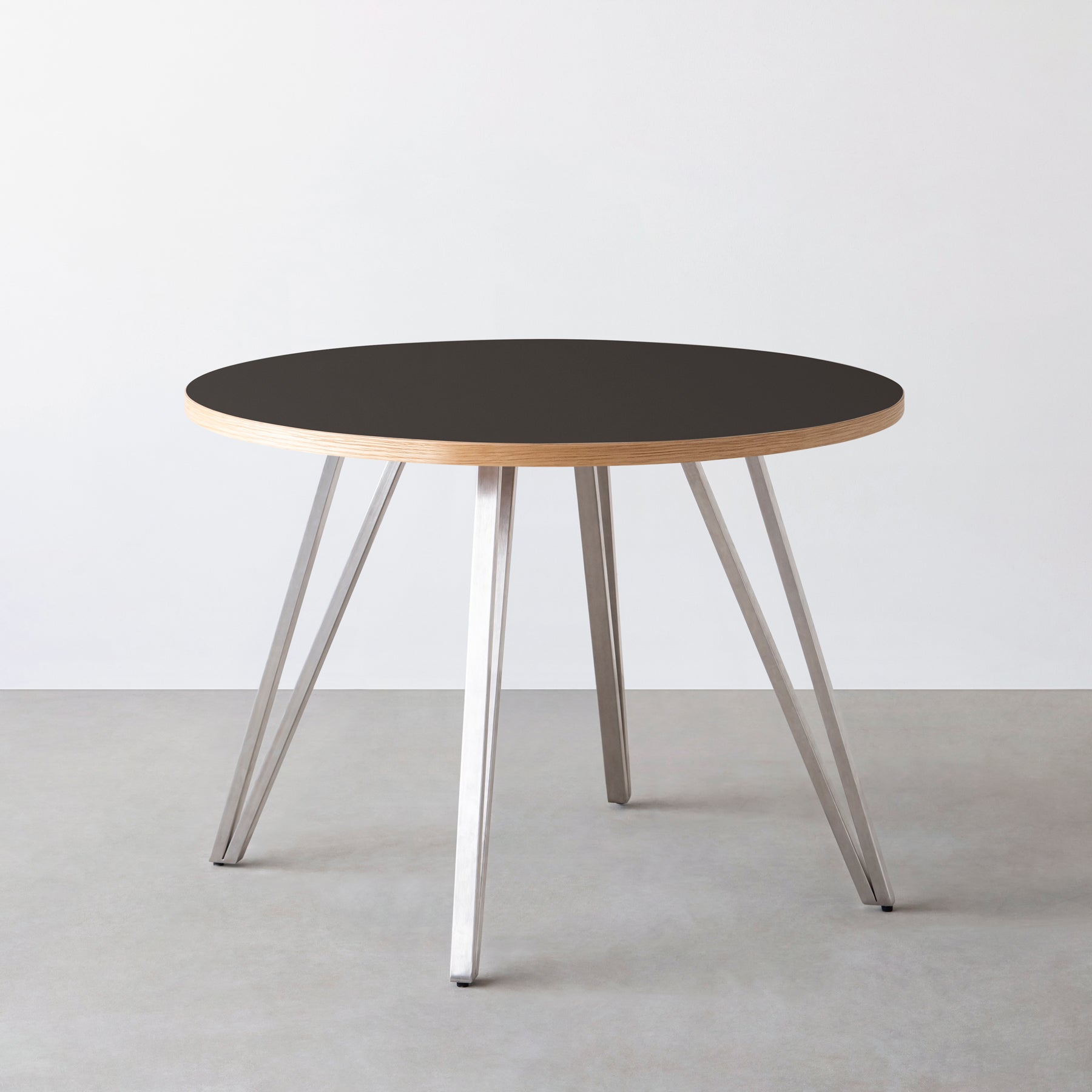 スマート造作カフェテーブル / リノリウム 全32色　ステンレススチール脚 4本脚 × ラウンド φ81 - 100