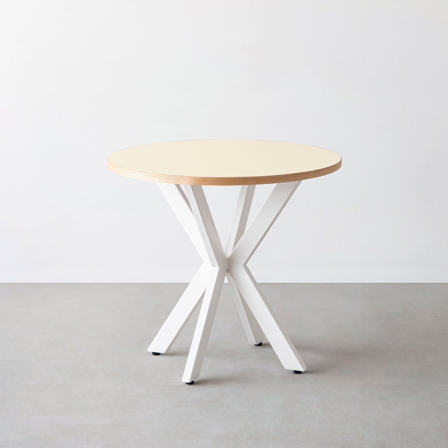 スマート造作カフェテーブル / リノリウム 全32色　白スチール脚 カフェX × ラウンド φ71 - 80