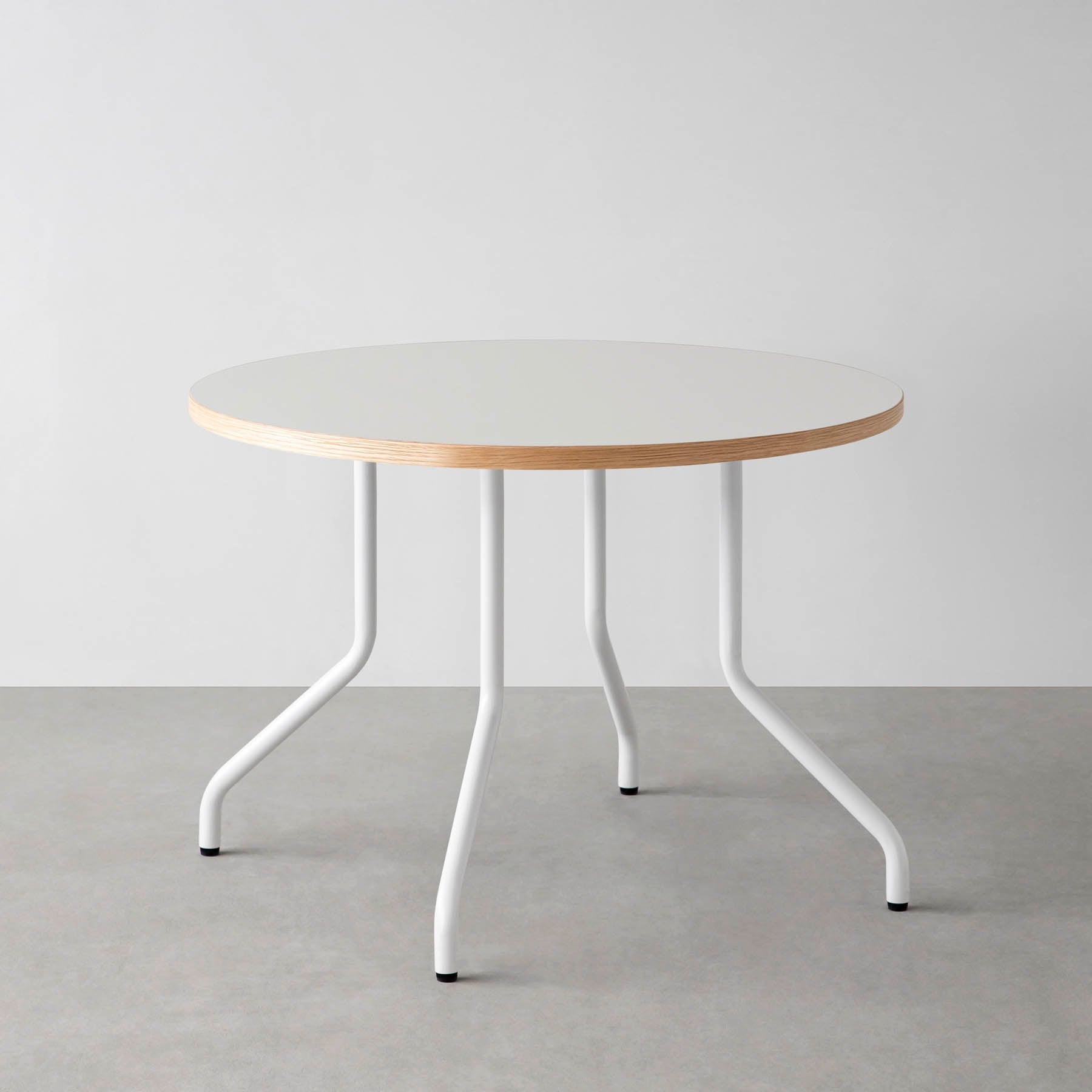 スマート造作カフェテーブル / リノリウム 全32色　白スチール脚 4本脚 × ラウンド φ81 - 100