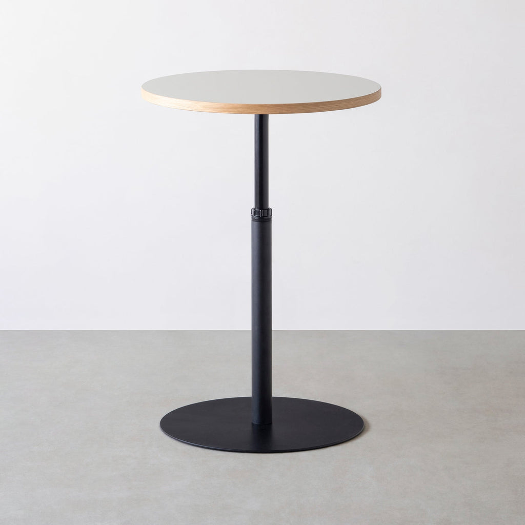 スマート造作カフェテーブル / リノリウム 全32色　黒スチール脚 1本脚 × ラウンド φ61 - 70