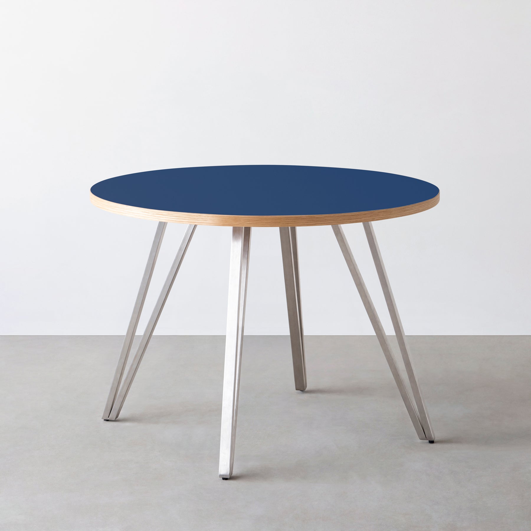 スマート造作カフェテーブル / リノリウム 全32色　ステンレススチール脚 4本脚 × ラウンド φ81 - 100