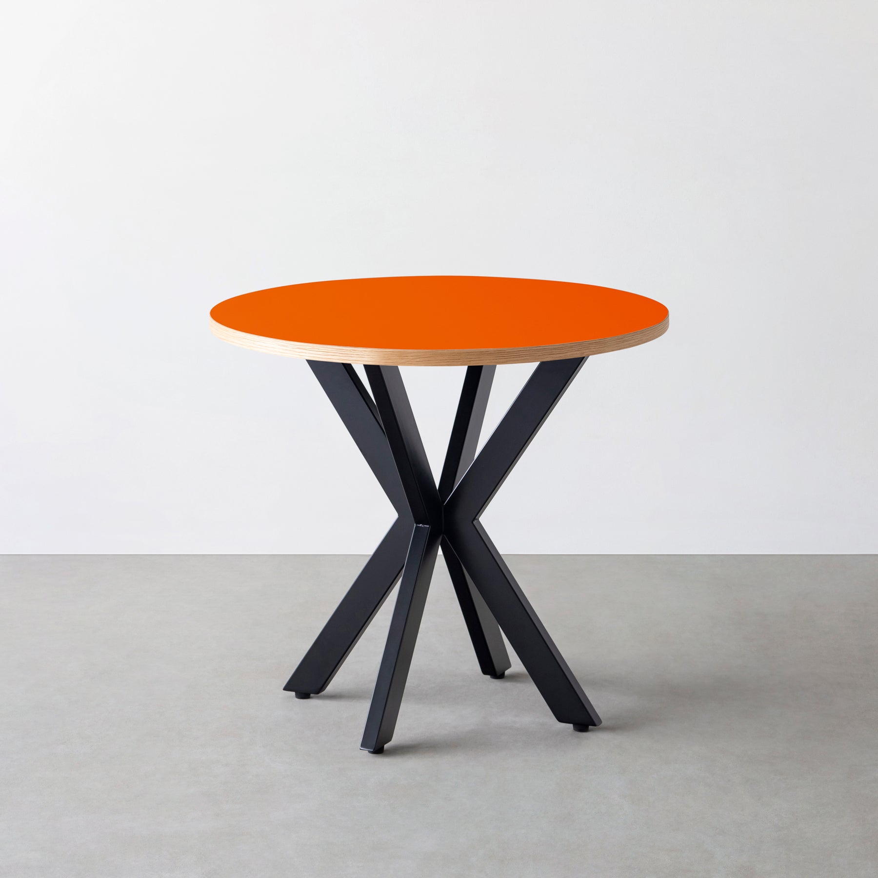 スマート造作カフェテーブル / リノリウム 全32色　黒スチール脚 カフェX × ラウンド φ71 - 80