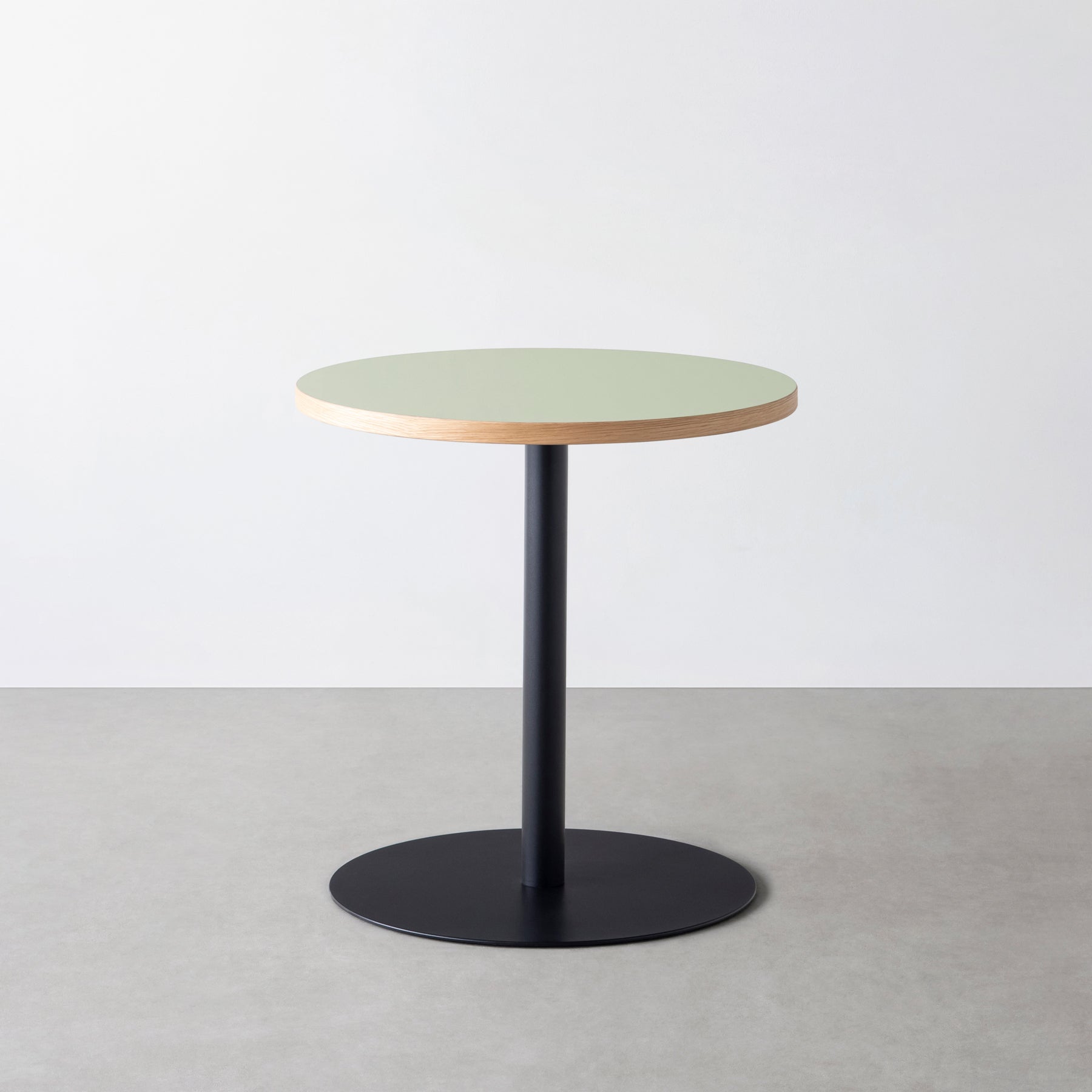 スマート造作カフェテーブル / リノリウム 全32色　黒スチール脚 1本脚 × ラウンド φ61 - 70