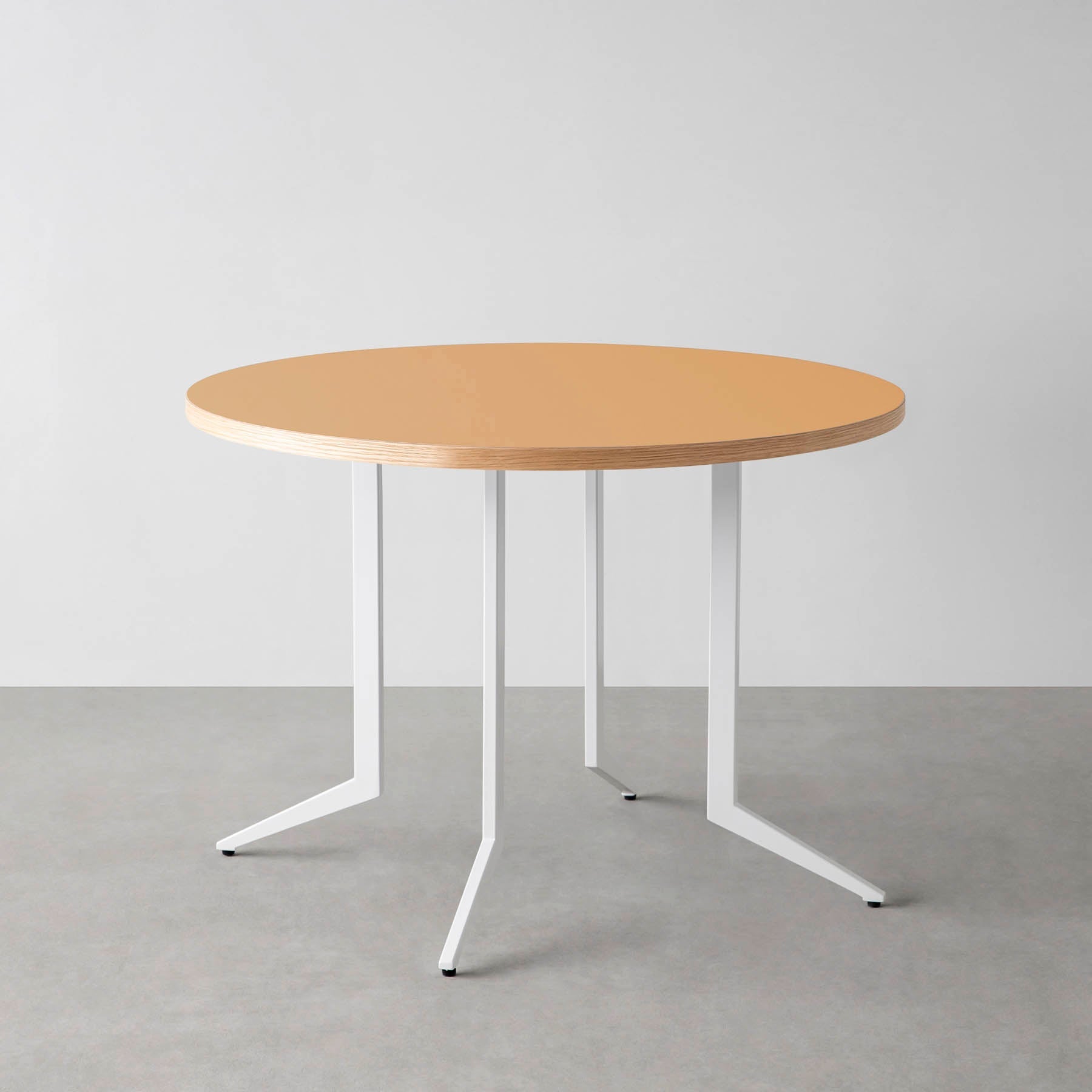 スマート造作カフェテーブル / リノリウム 全32色　白スチール脚 4本脚 × ラウンド φ81 - 100