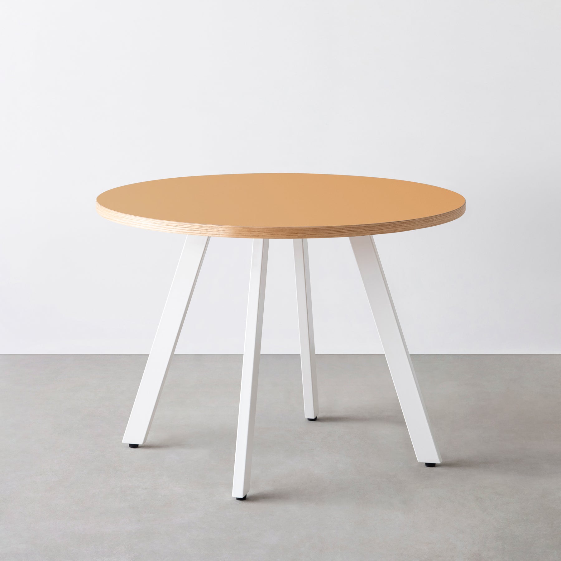 スマート造作カフェテーブル / リノリウム 全32色　白スチール脚 4本脚 × ラウンド φ81 - 100