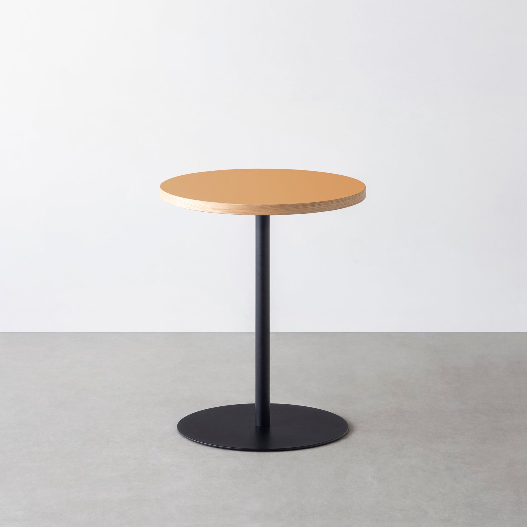 スマート造作カフェテーブル / リノリウム 全32色　黒スチール脚 1本脚 × ラウンド φ50 - 60