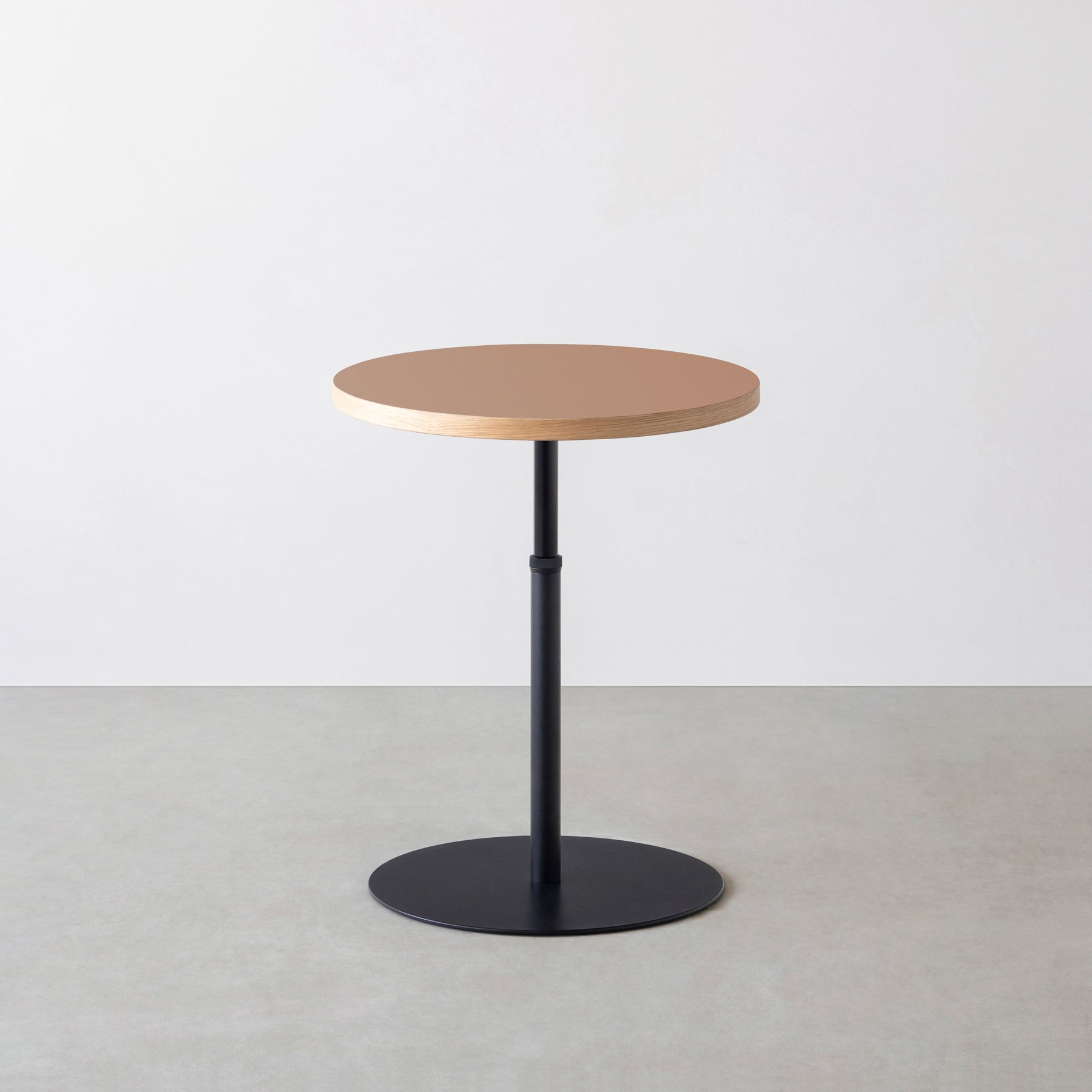 スマート造作カフェテーブル / リノリウム 全32色　黒スチール脚 1本脚 × ラウンド φ50 - 60