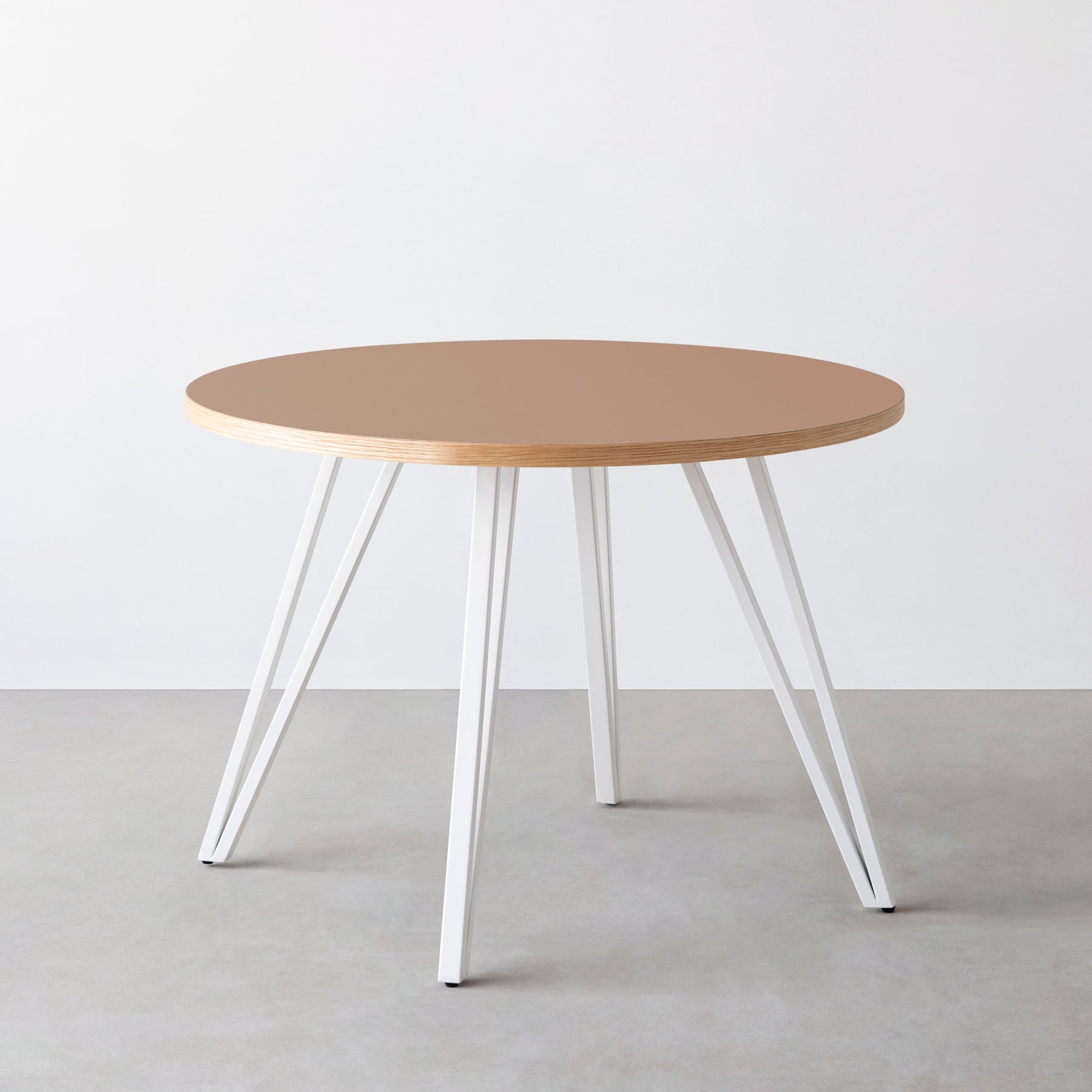 スマート造作カフェテーブル / リノリウム 全32色　白スチール脚 4本脚 × ラウンド φ81 - 100