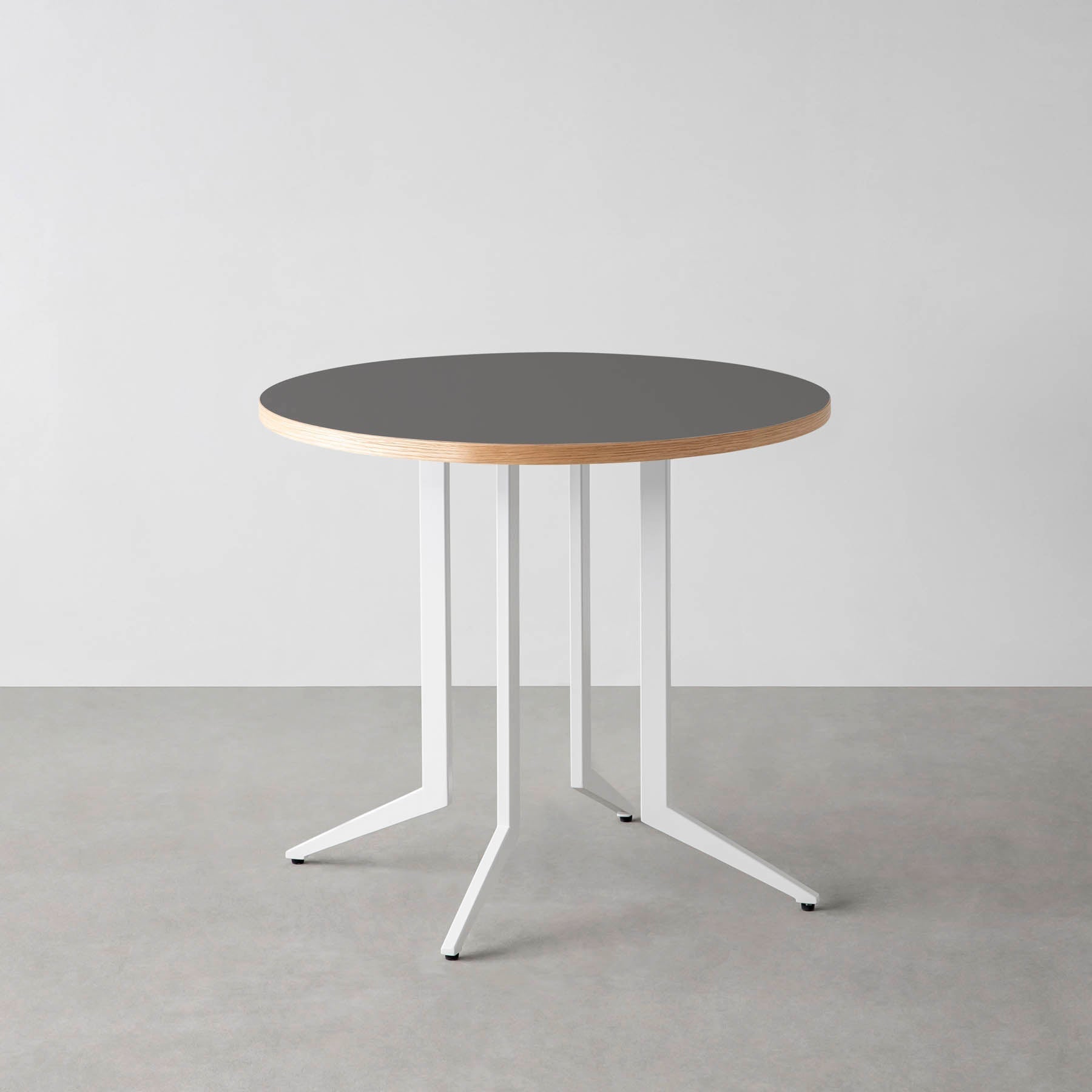 スマート造作カフェテーブル / リノリウム 全32色　白スチール脚 4本脚 × ラウンド φ61 - 80