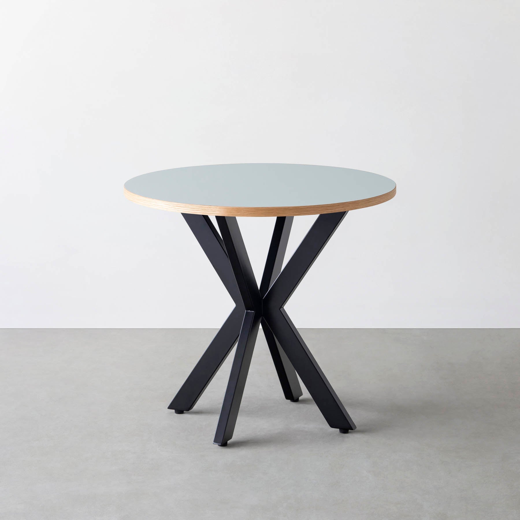 スマート造作カフェテーブル / リノリウム 全32色　黒スチール脚 カフェX × ラウンド φ71 - 80