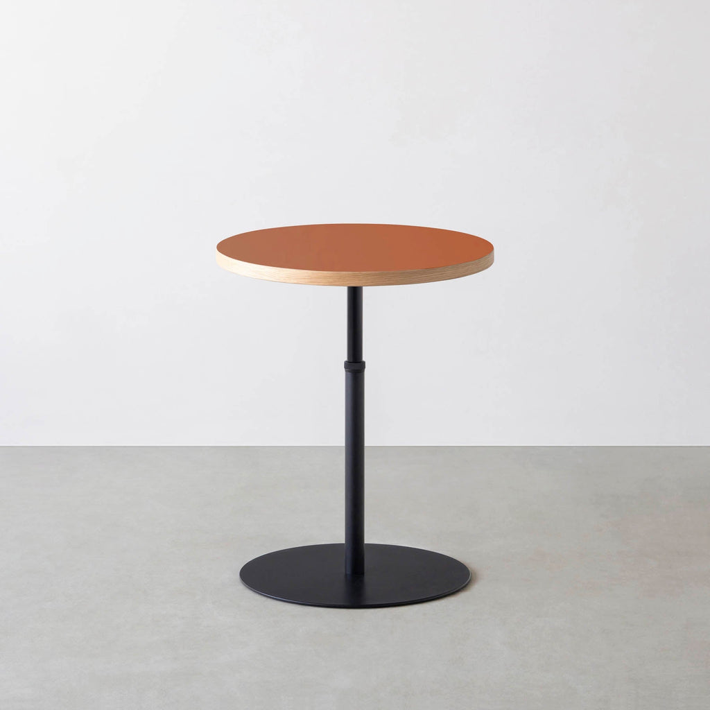 スマート造作カフェテーブル / リノリウム 全32色　黒スチール脚 1本脚 × ラウンド φ50 - 60