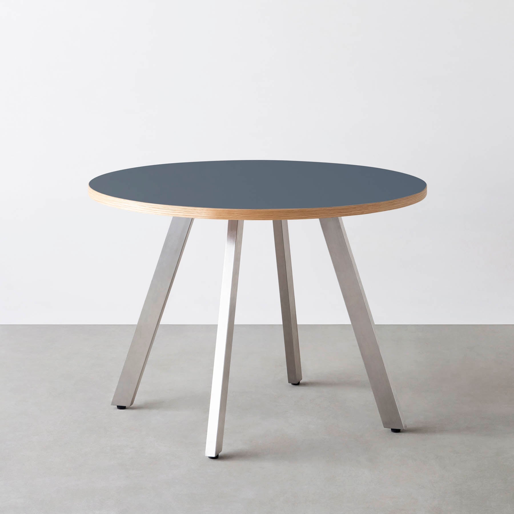 スマート造作カフェテーブル / リノリウム 全32色　ステンレススチール脚 4本脚 × ラウンド φ81 - 100