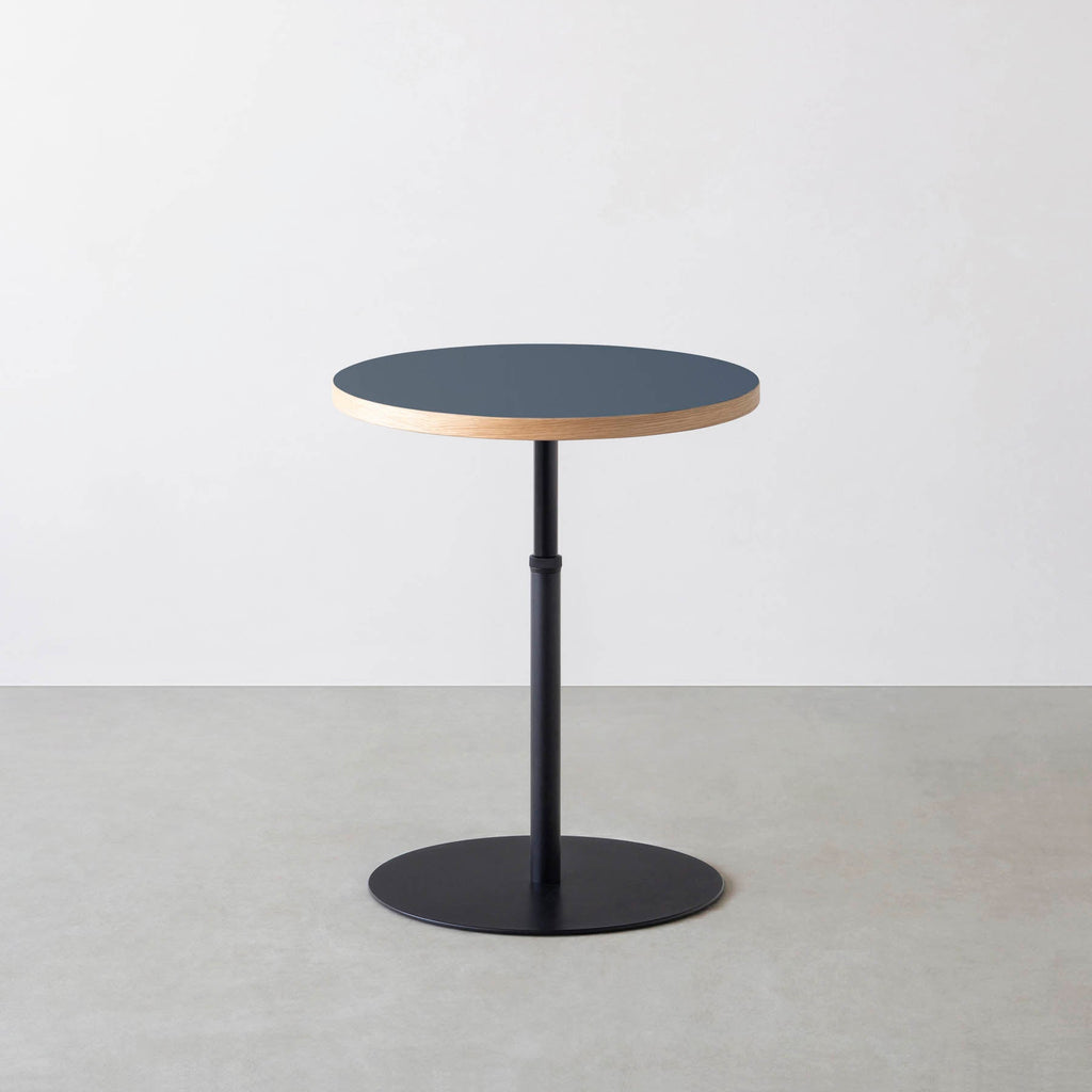 スマート造作カフェテーブル / リノリウム 全32色　黒スチール脚 1本脚 × ラウンド φ50 - 60