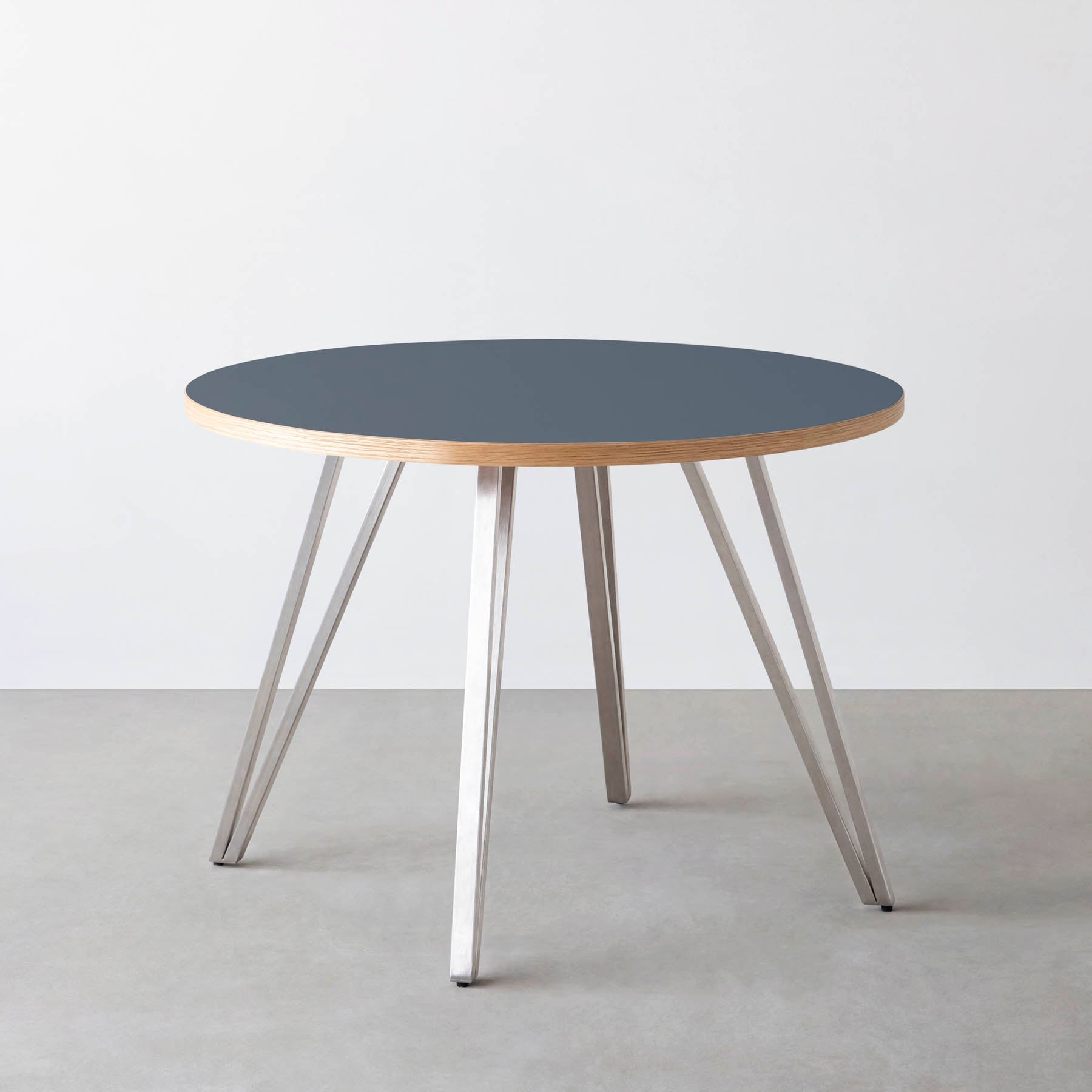 スマート造作カフェテーブル / リノリウム 全32色　ステンレススチール脚 4本脚 × ラウンド φ81 - 100