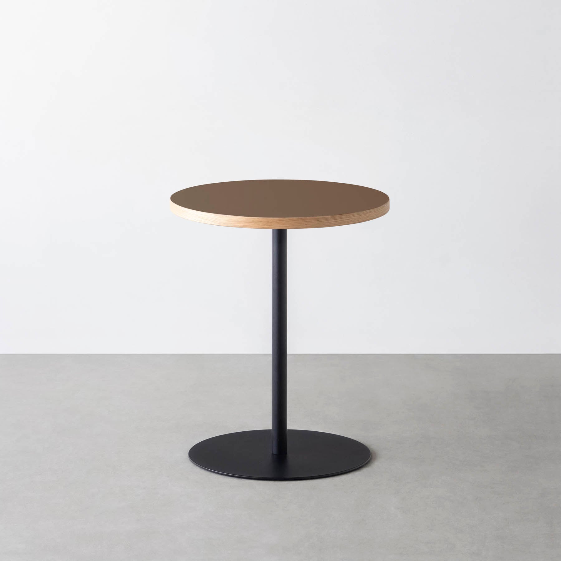 スマート造作カフェテーブル / リノリウム 全32色　黒スチール脚 1本脚 × ラウンド φ50 - 60