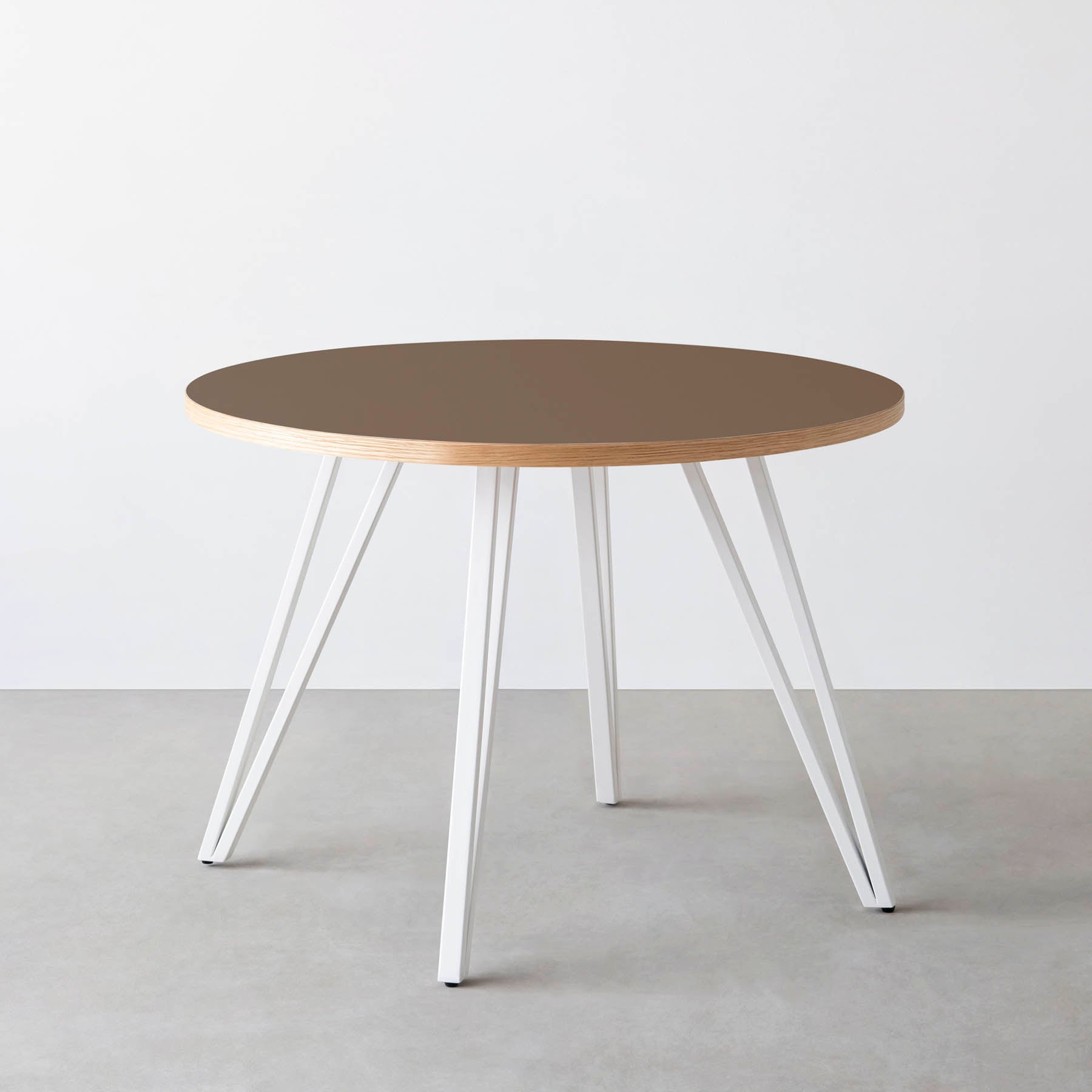 スマート造作カフェテーブル / リノリウム 全32色　白スチール脚 4本脚 × ラウンド φ81 - 100