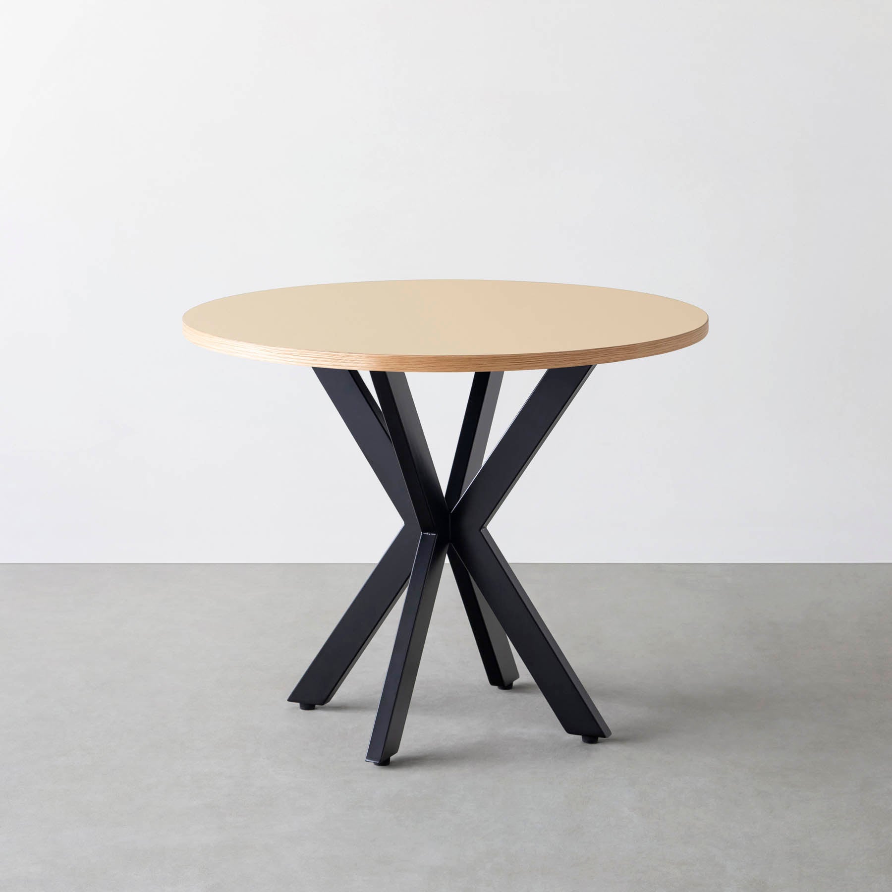 スマート造作カフェテーブル / リノリウム 全32色　黒スチール脚 カフェX × ラウンド φ81 - 90