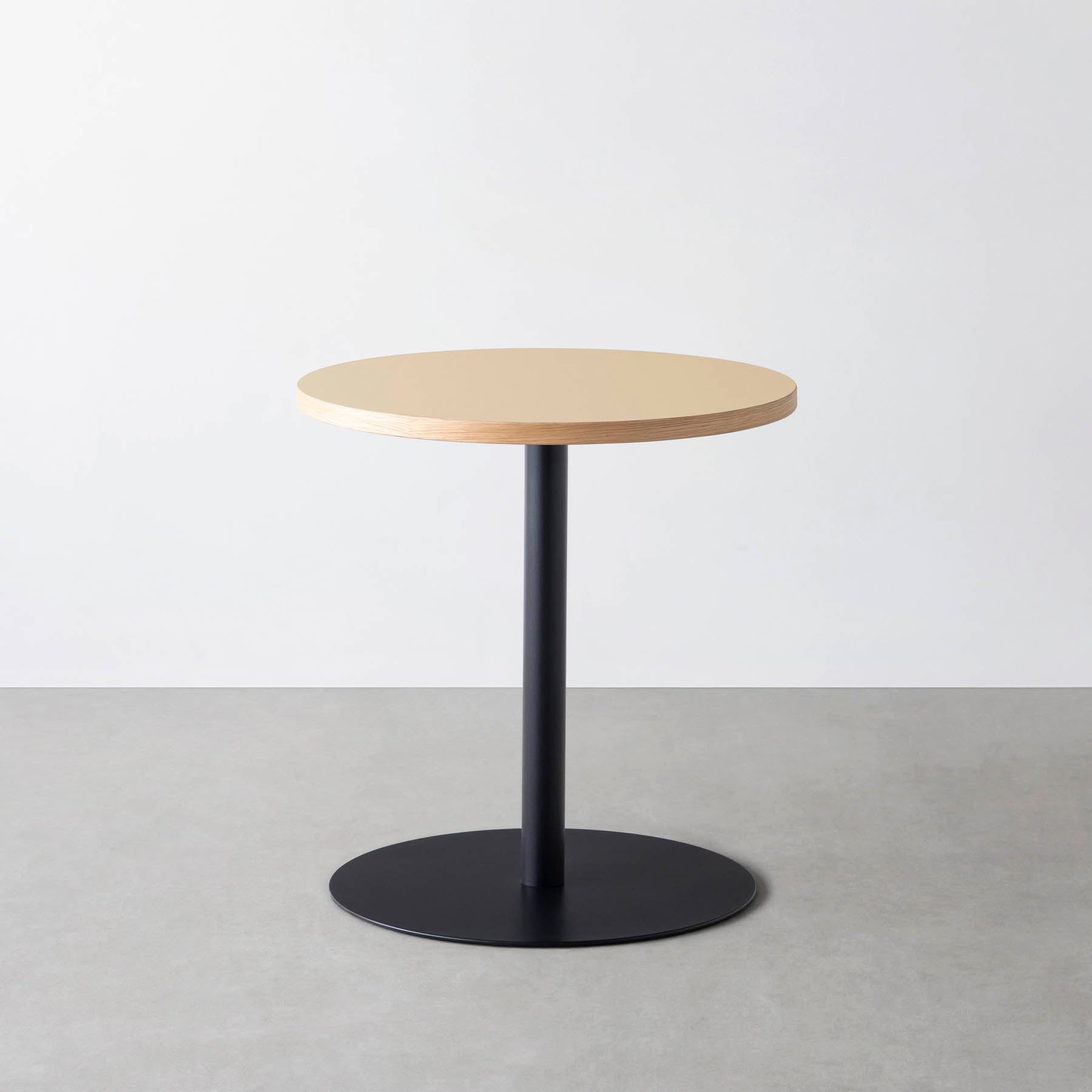 スマート造作カフェテーブル / リノリウム 全32色　黒スチール脚 1本脚 × ラウンド φ61 - 70