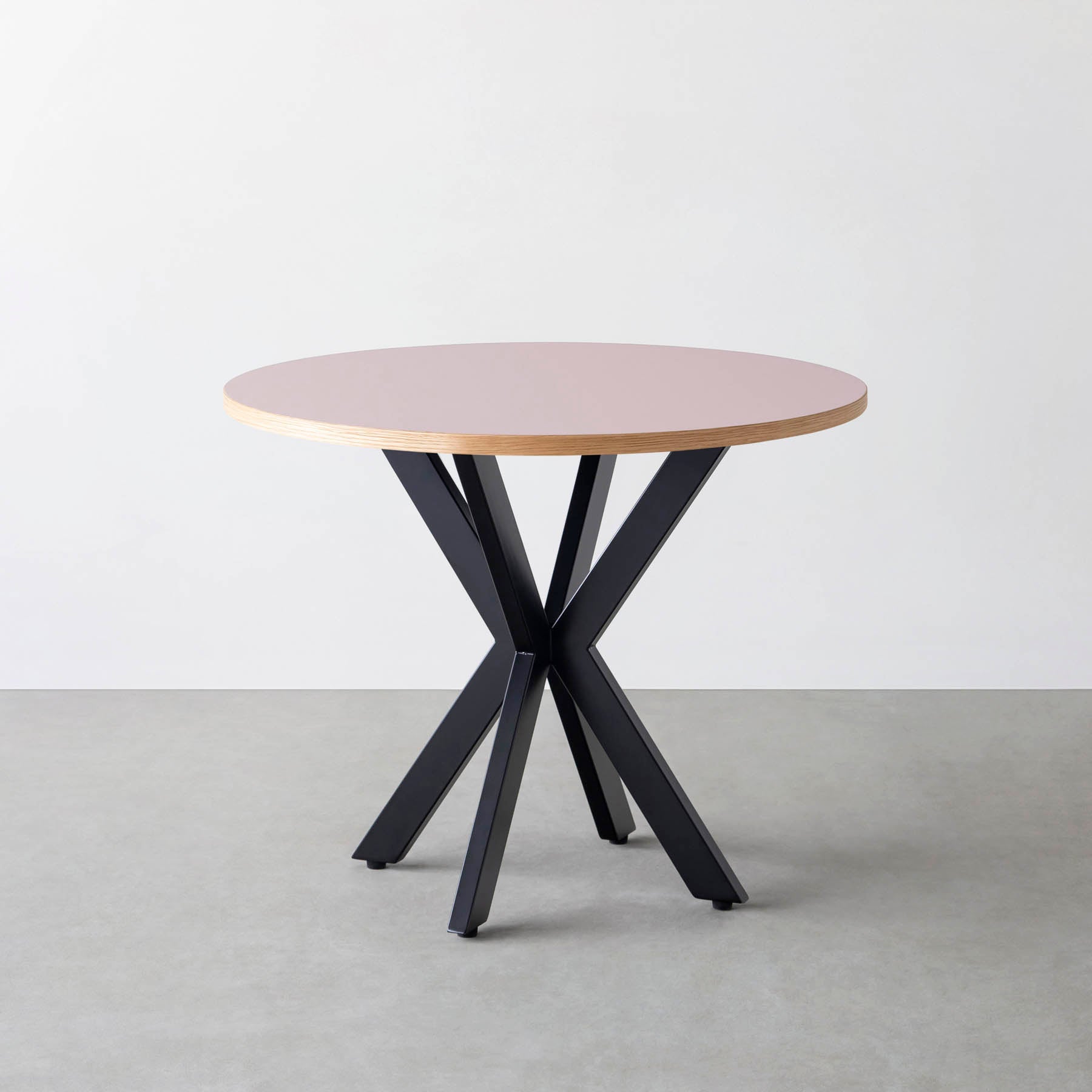 スマート造作カフェテーブル / リノリウム 全32色　黒スチール脚 カフェX × ラウンド φ81 - 90