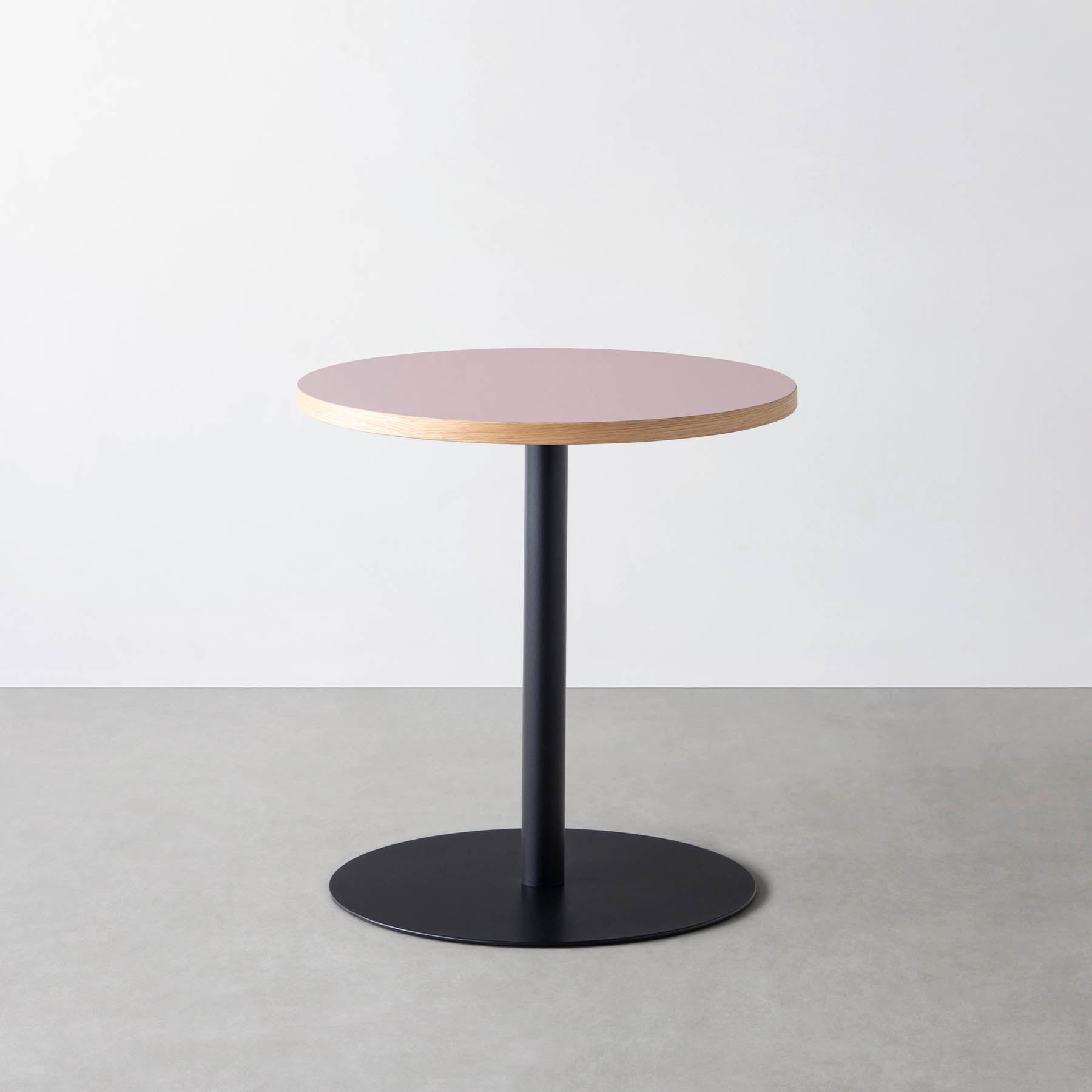 スマート造作カフェテーブル / リノリウム 全32色　黒スチール脚 1本脚 × ラウンド φ61 - 70