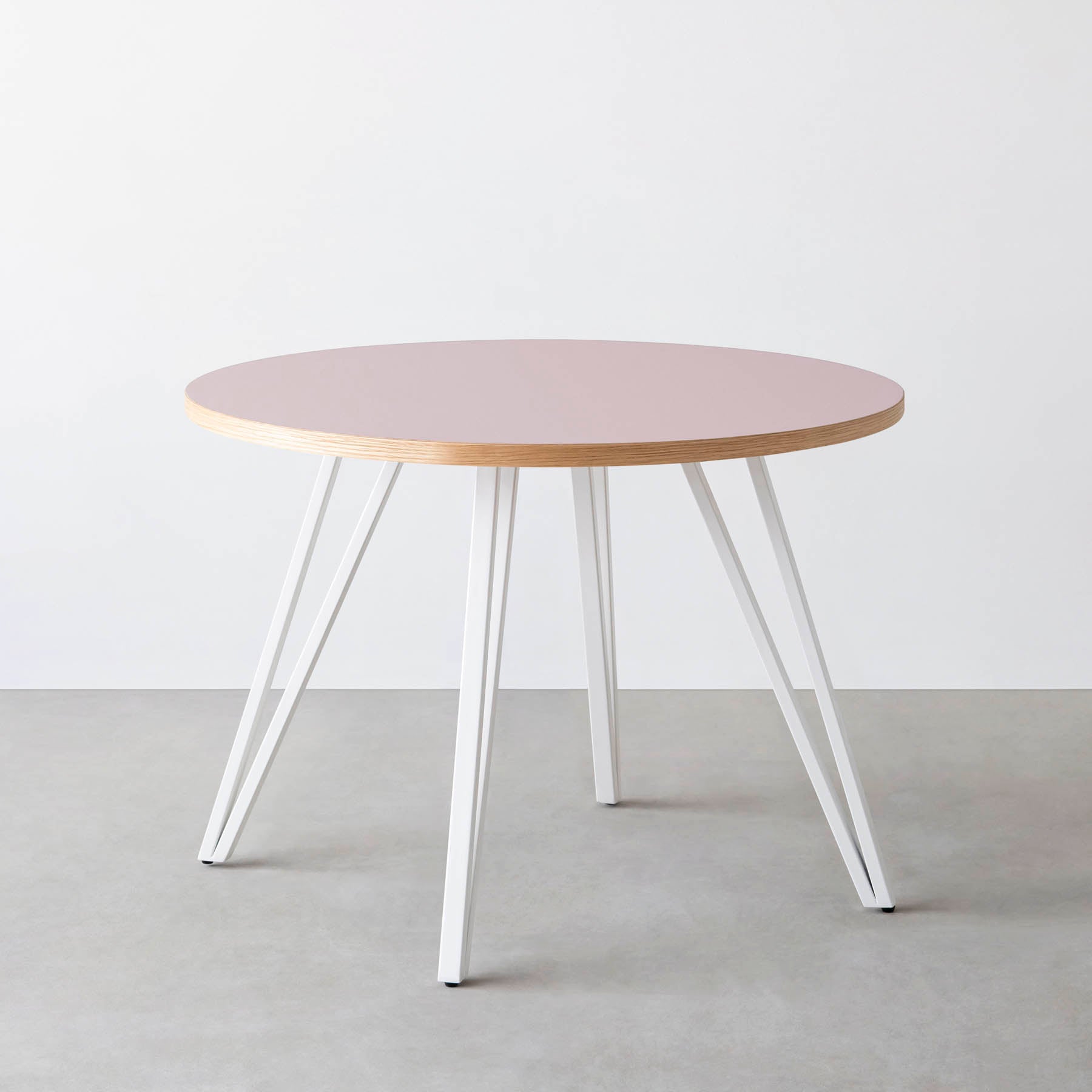 スマート造作カフェテーブル / リノリウム 全32色　白スチール脚 4本脚 × ラウンド φ81 - 100