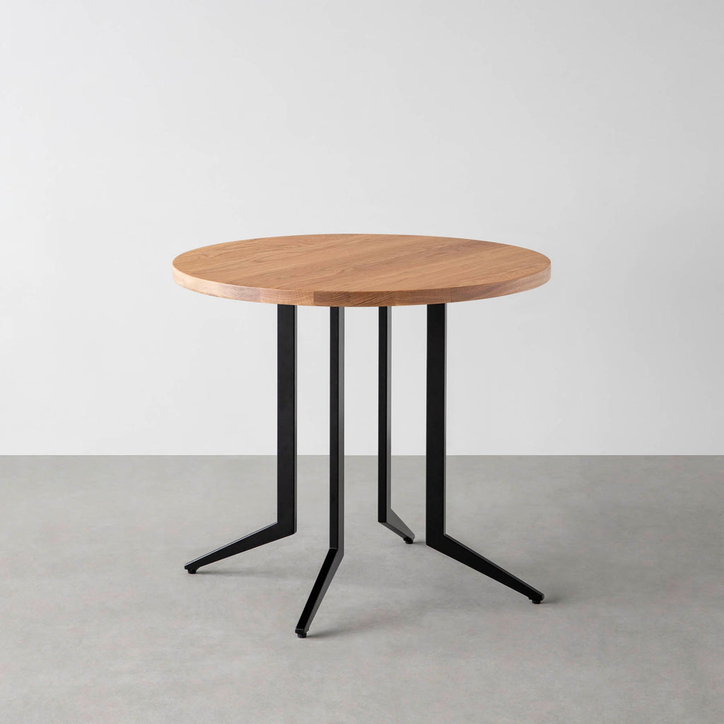 スマート造作カフェテーブル / 無垢 ホワイトオーク　黒スチール脚 4本脚 × ラウンド φ61 - 80