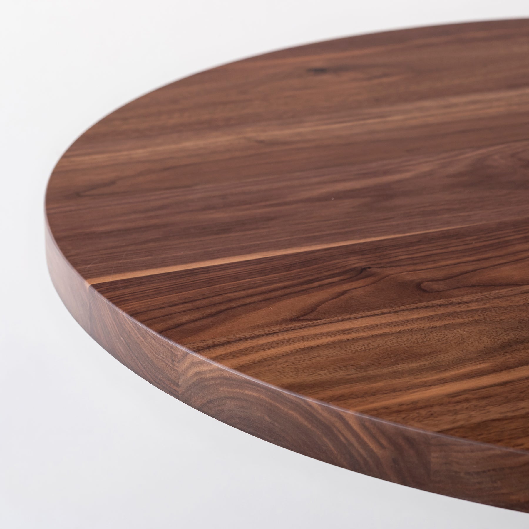 スマート造作カフェテーブル / 無垢 ウォルナット　白スチール脚 4本脚 × ラウンド φ61 - 80