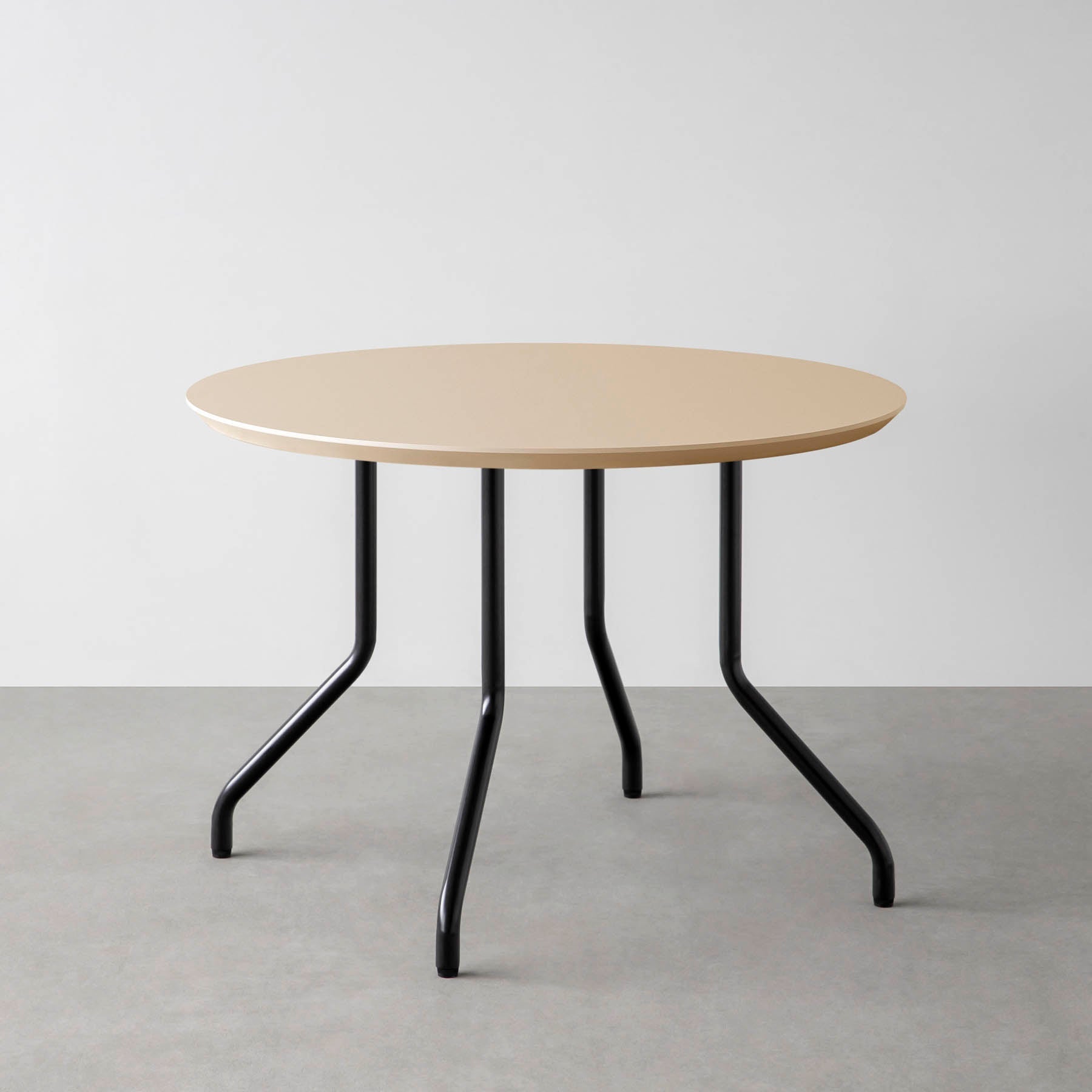 スマート造作カフェテーブル / FENIX NTM 全9色　黒スチール脚 4本脚 × ラウンド φ81 - 100