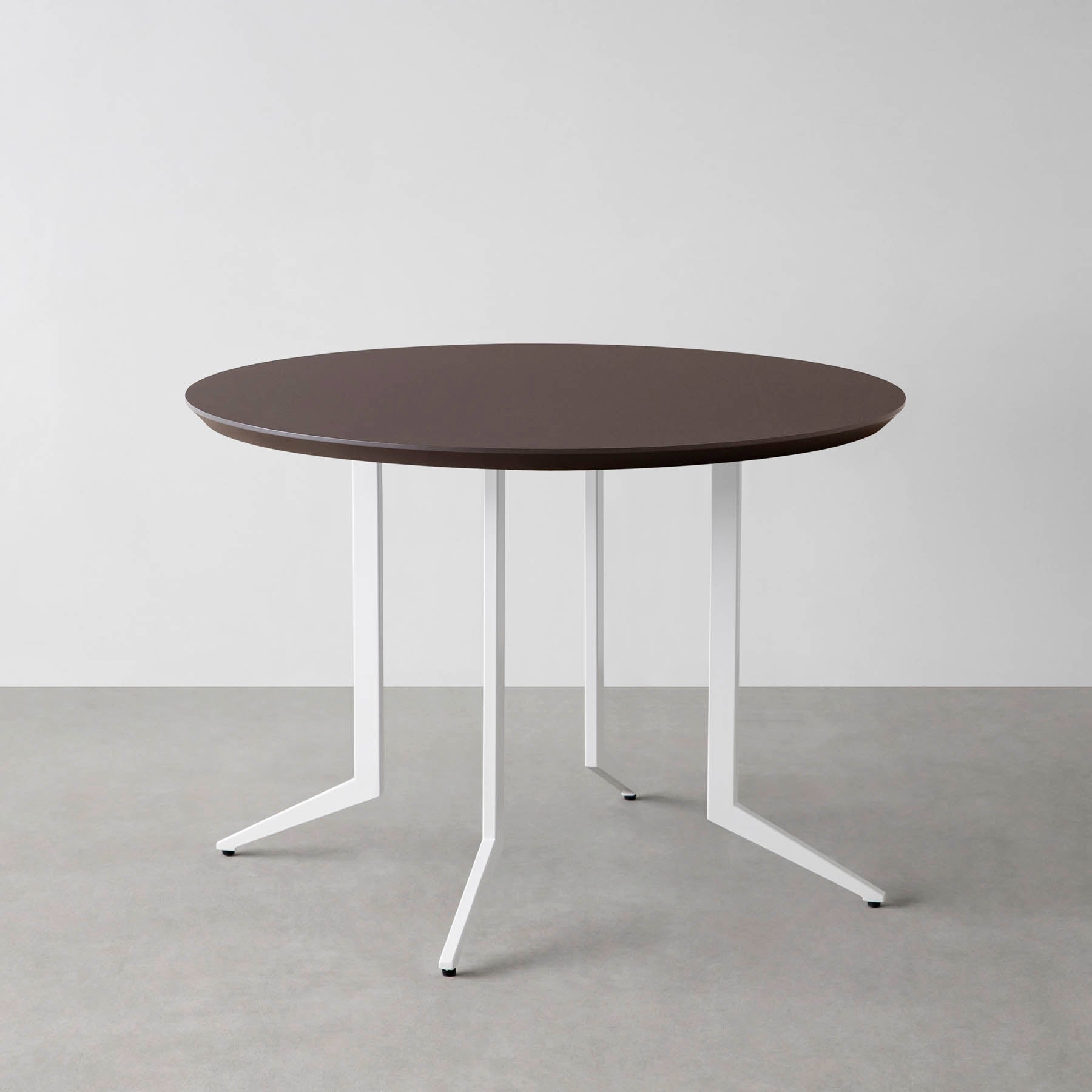 スマート造作カフェテーブル / FENIX NTM 全9色　白スチール脚 4本脚 × ラウンド φ81 - 100