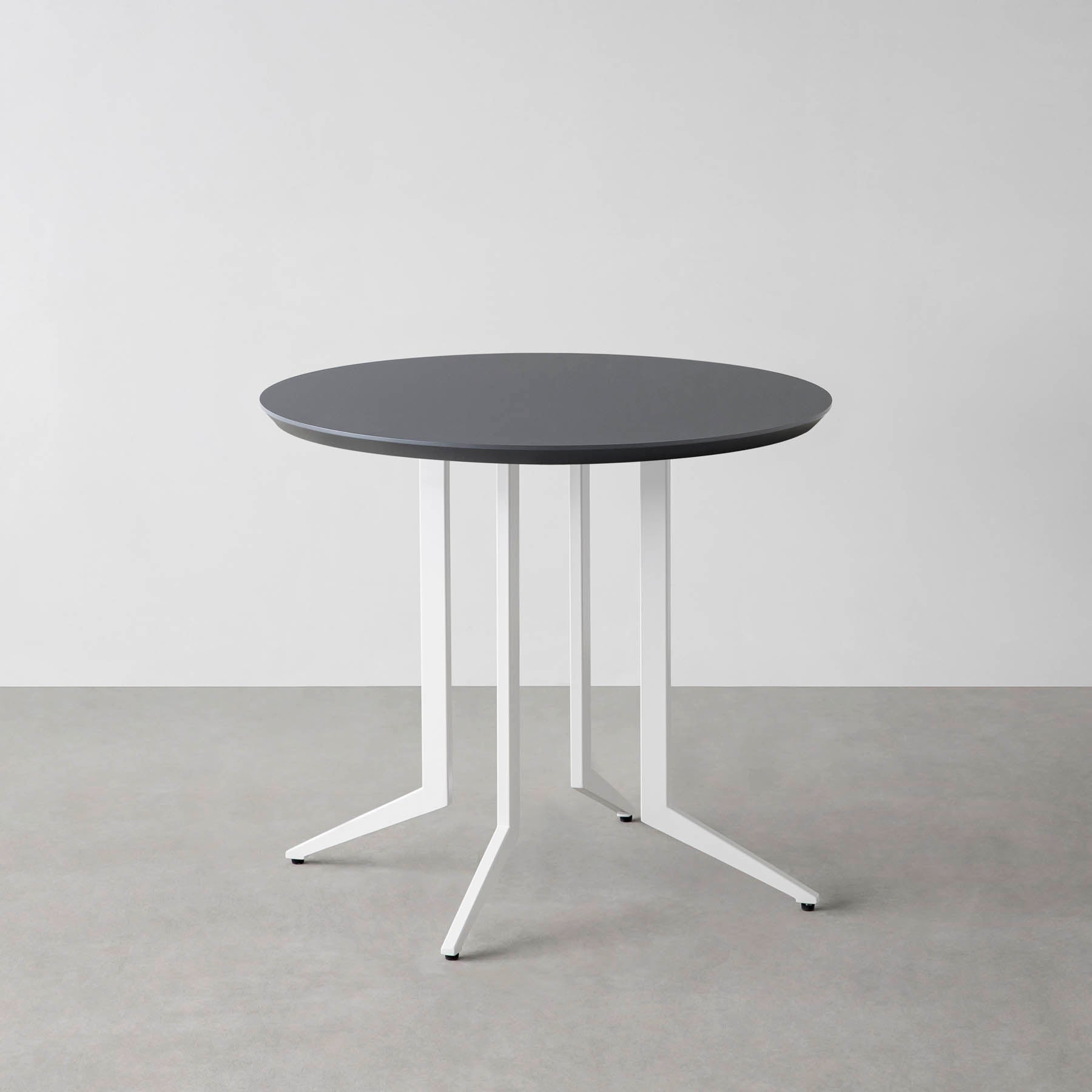 スマート造作カフェテーブル / FENIX NTM 全9色　白スチール脚 4本脚 × ラウンド φ61 - 80