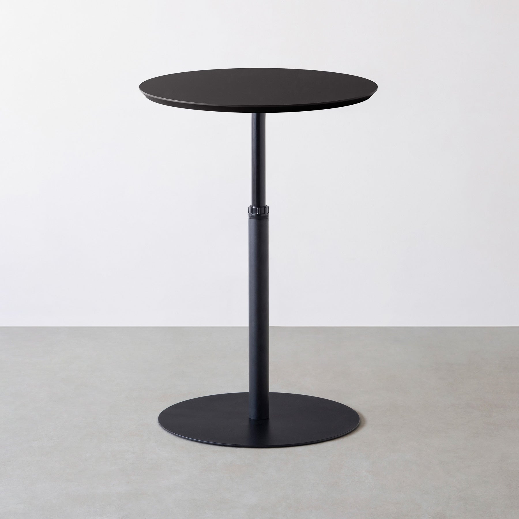 スマート造作カフェテーブル / FENIX NTM 全9色　黒スチール脚 1本脚 × ラウンド φ61 - 70