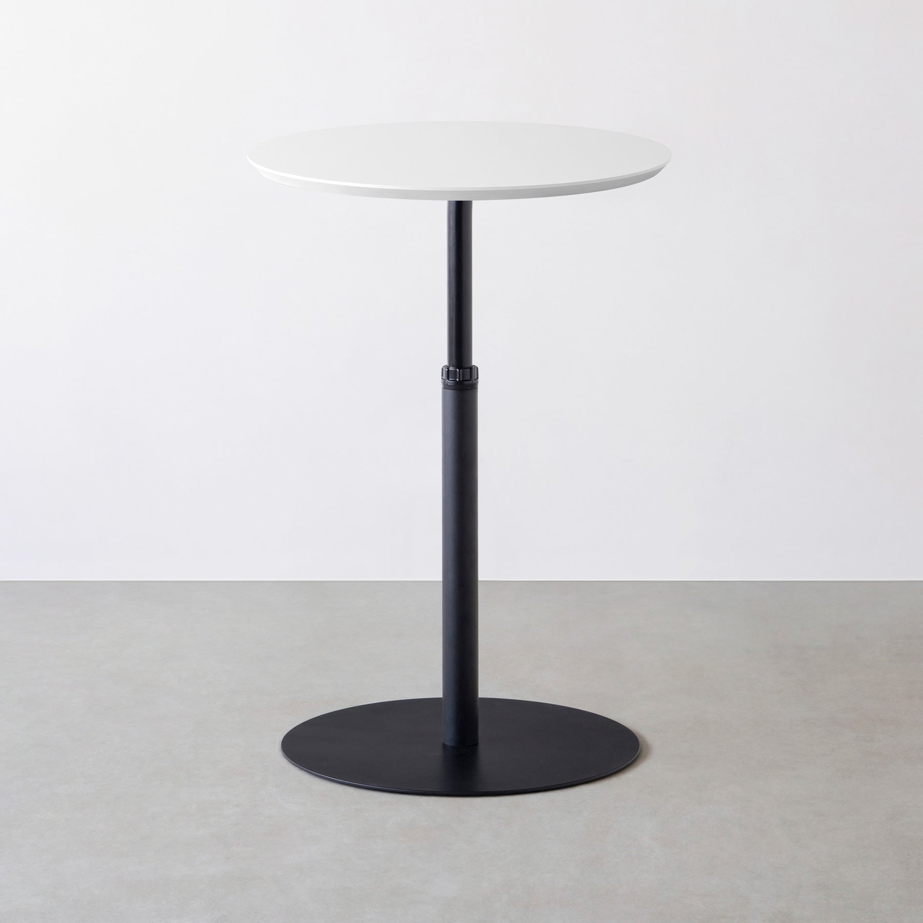 スマート造作カフェテーブル / FENIX NTM 全9色　黒スチール脚 1本脚 × ラウンド φ61 - 70