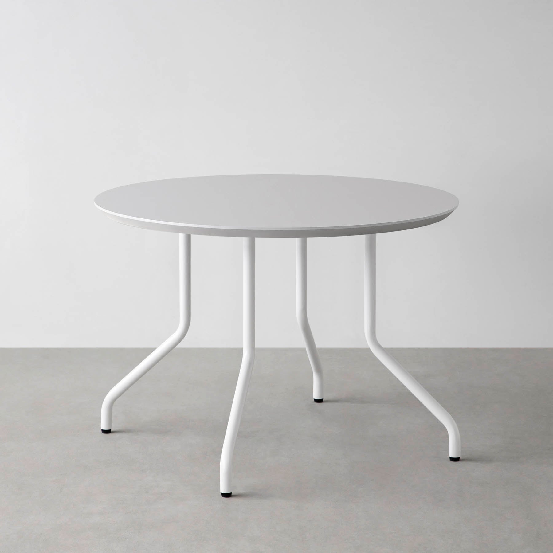 スマート造作カフェテーブル / FENIX NTM 全9色　白スチール脚 4本脚 × ラウンド φ81 - 100