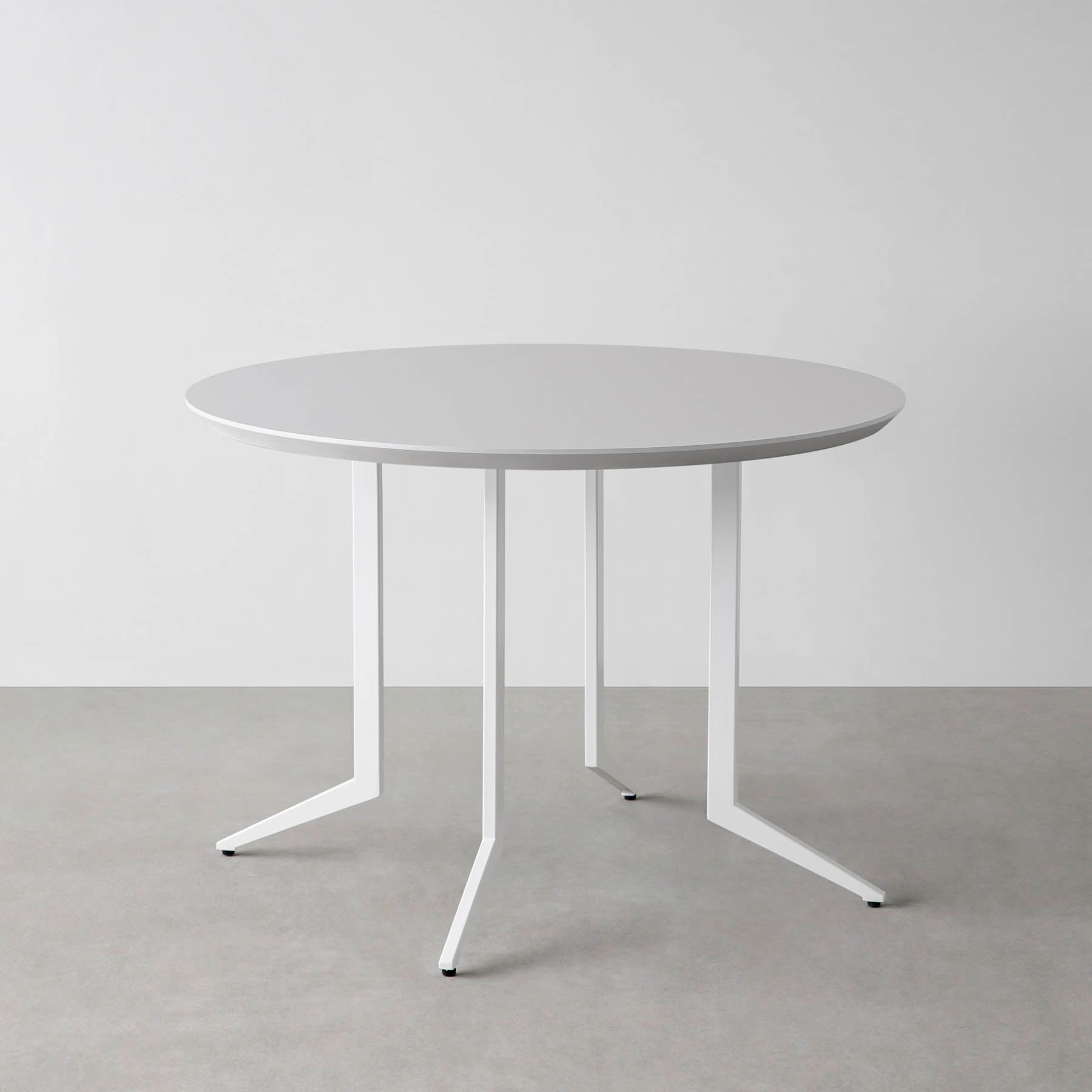 スマート造作カフェテーブル / FENIX NTM 全9色　白スチール脚 4本脚 × ラウンド φ81 - 100