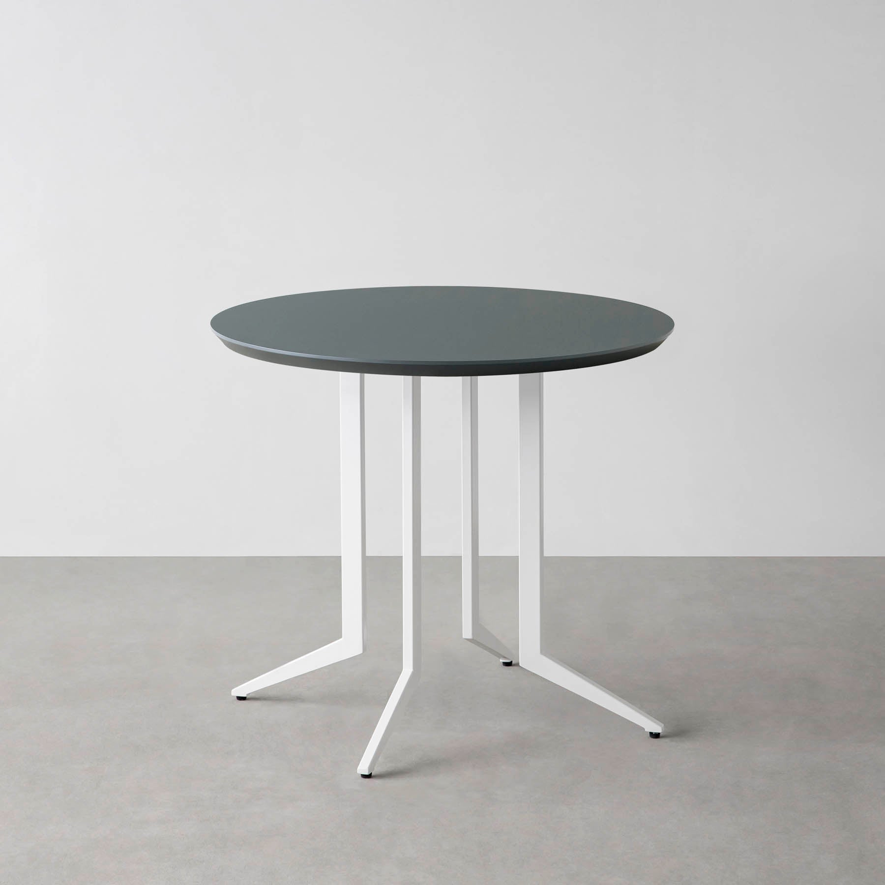 スマート造作カフェテーブル / FENIX NTM 全9色　白スチール脚 4本脚 × ラウンド φ61 - 80